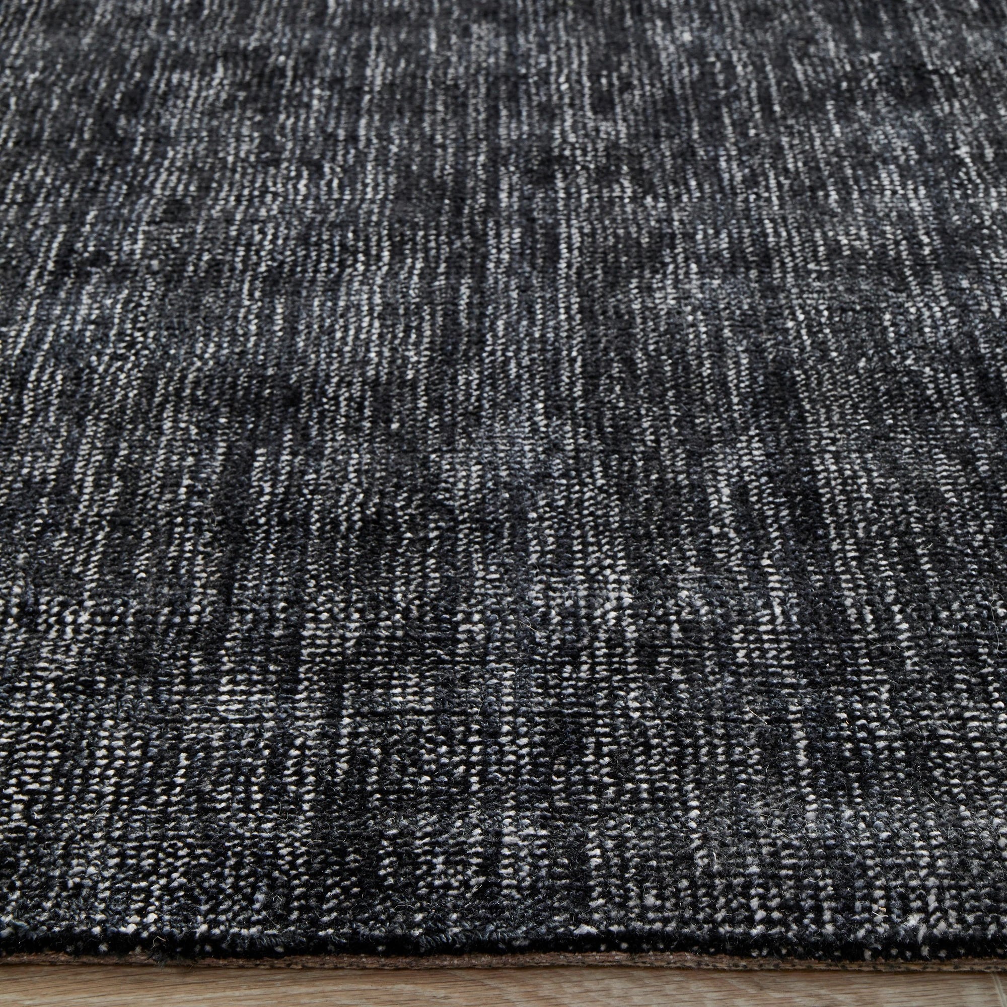 5 Common Ground Rugs Cerulean 40 225x155cm - Black, 5 of 8