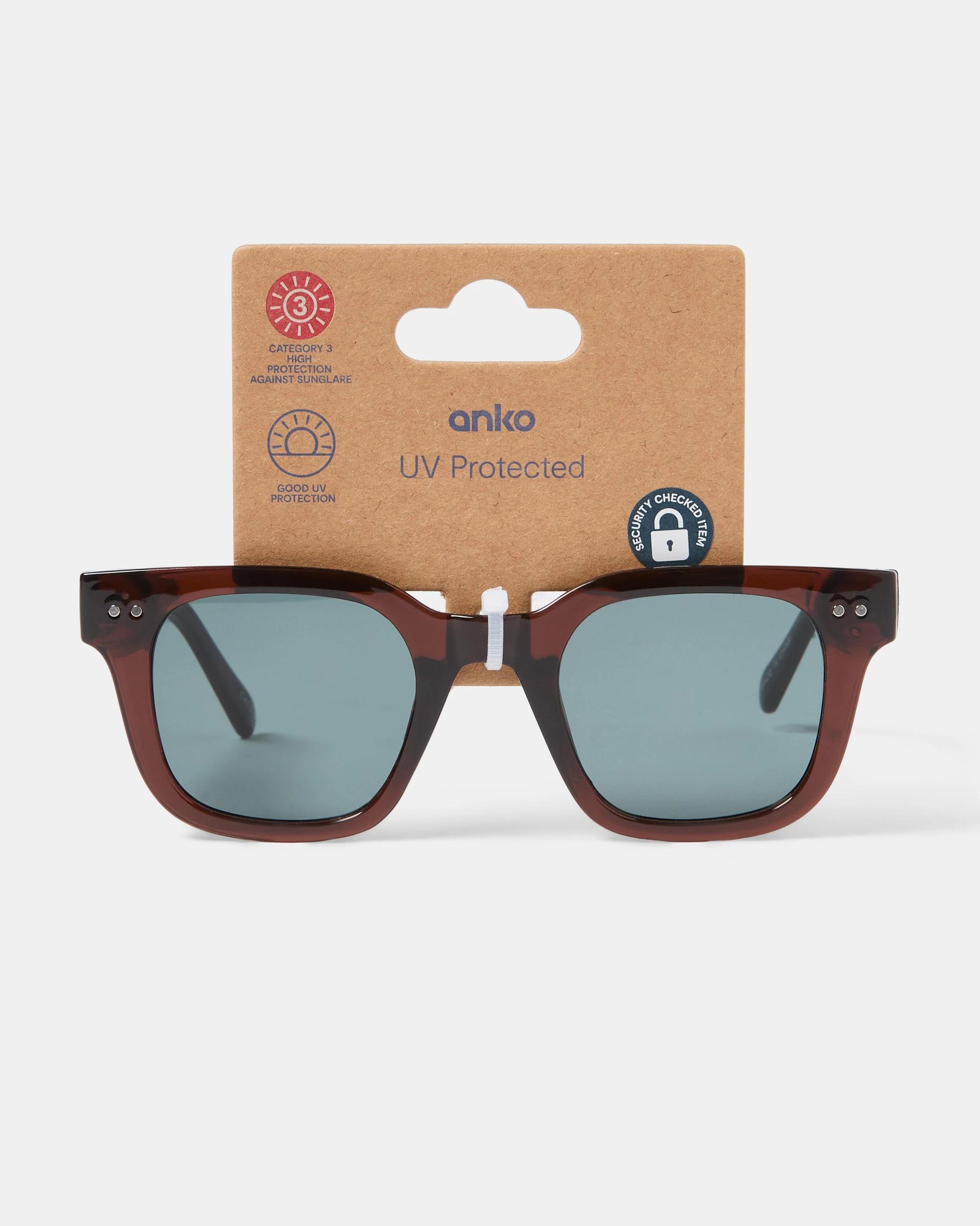5 Chunky D Frame Sunglasses Black, 5 of 6