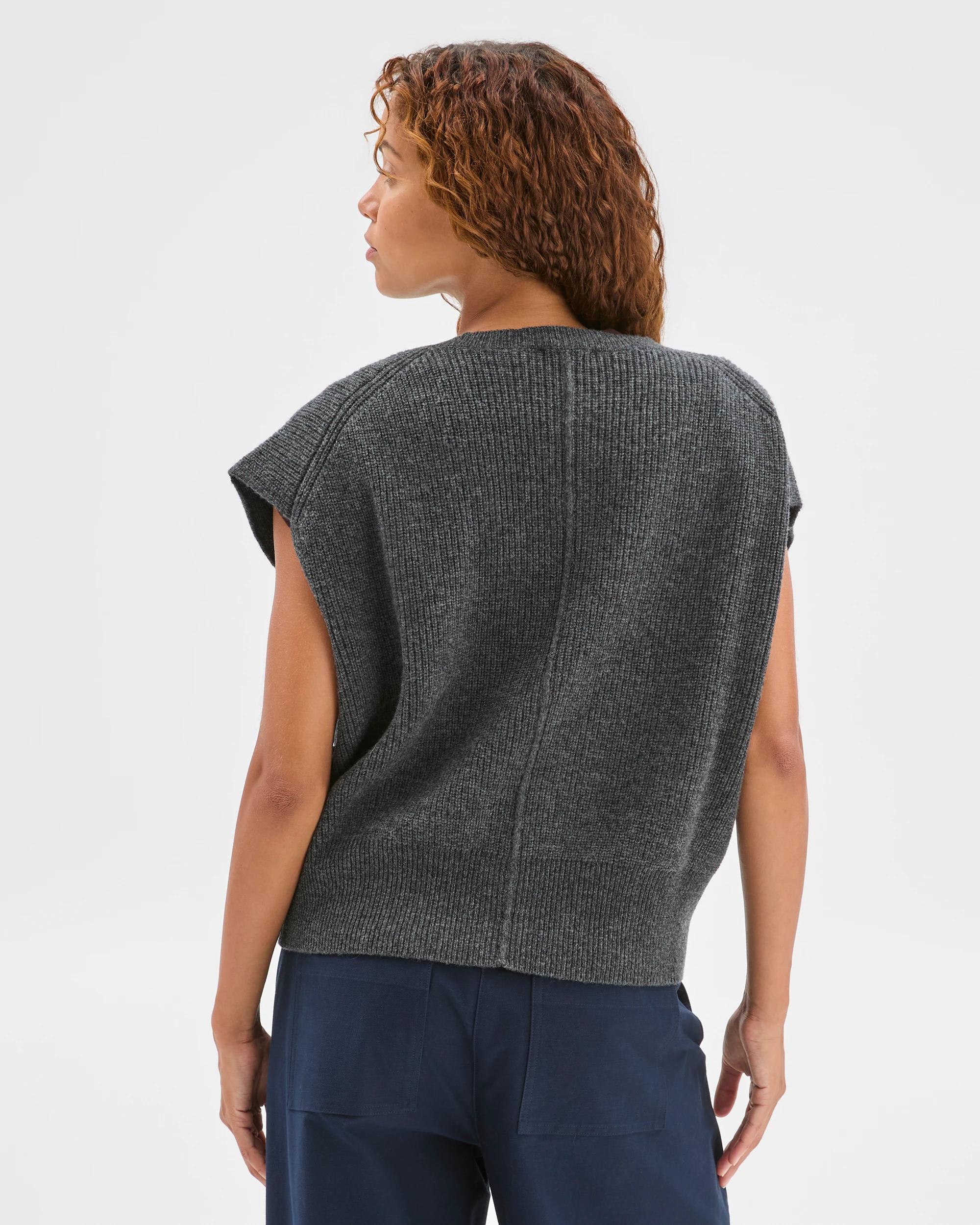 6 Target Woman Australian Lambswool Button Through Vest DARK GREY MARLE, 6 of 6