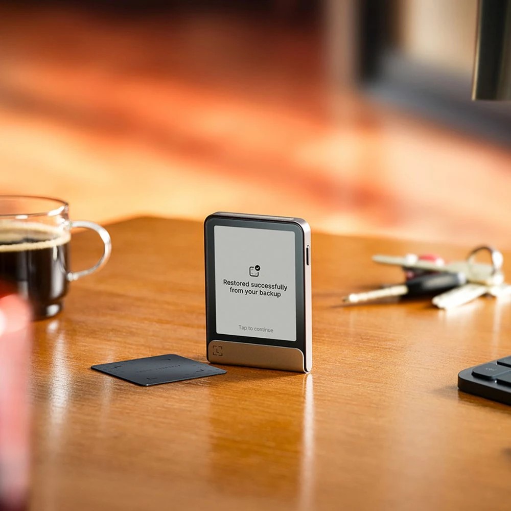 7 Ledger Flex Crypto Wallet with Recovery Key Graphite, 7 of 10