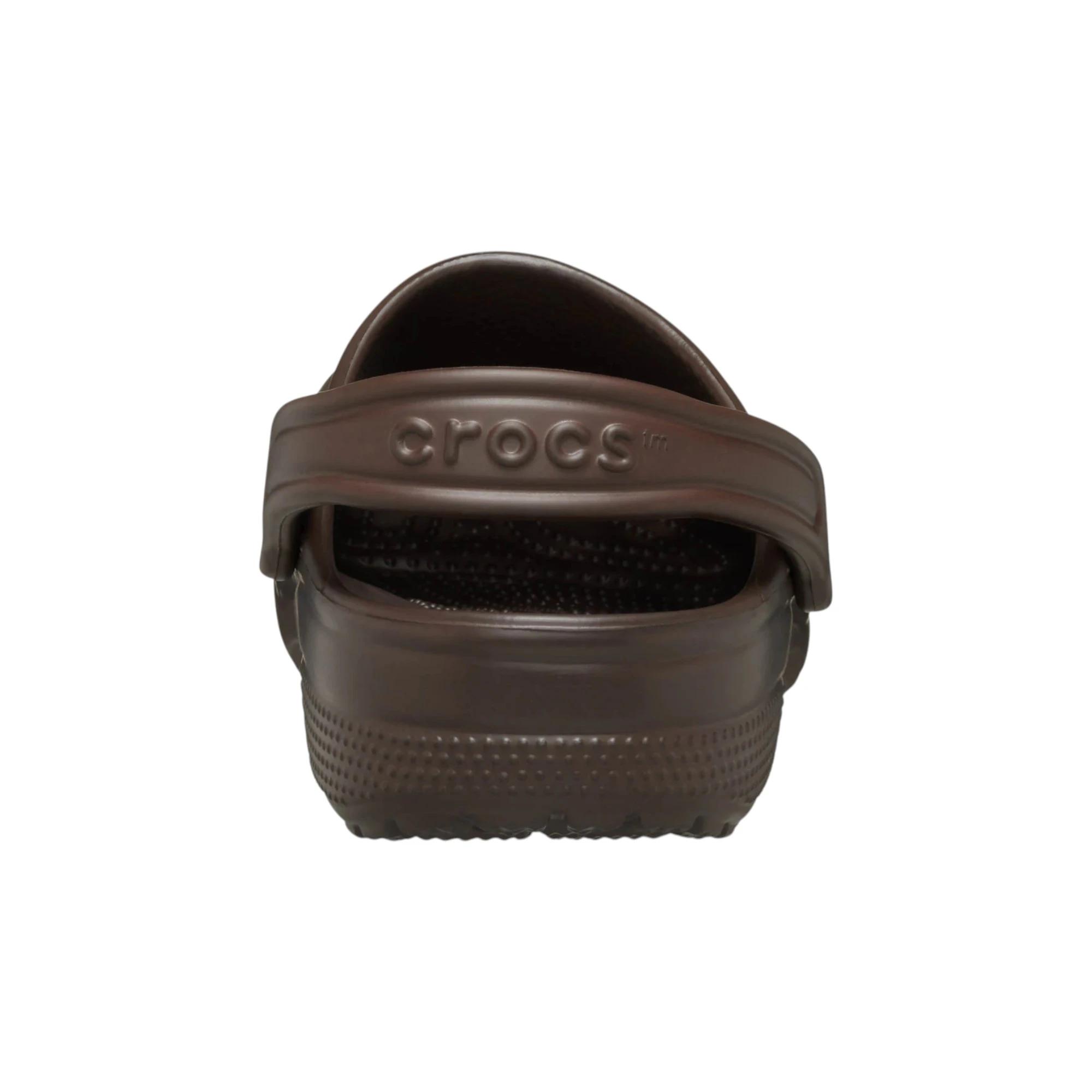 5 Crocs Unisex Classic Clog Sandals COFFEE, 5 of 6