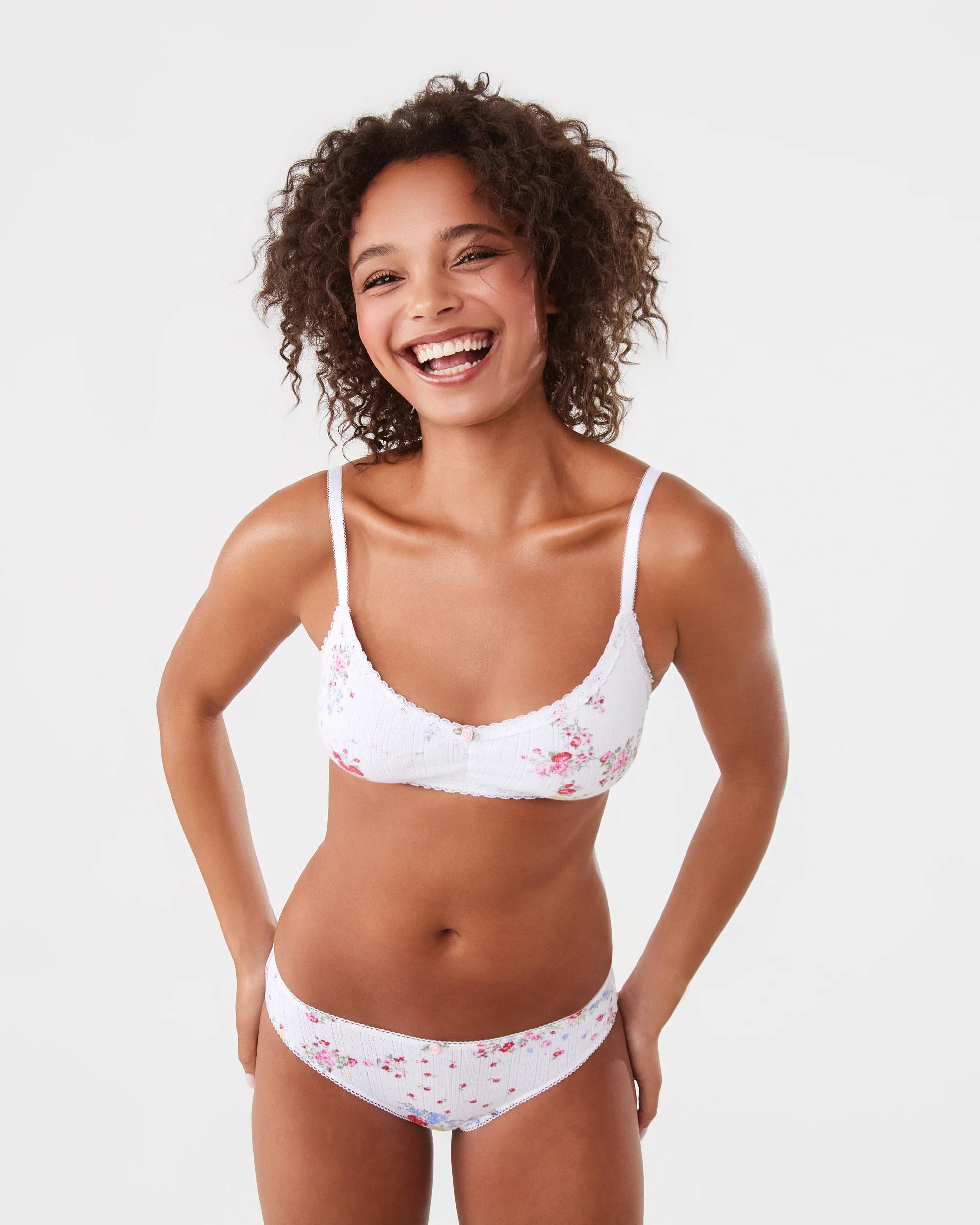 8 3 Pack Pointelle Cheeky Bikini Briefs Vint Florl, 8 of 10