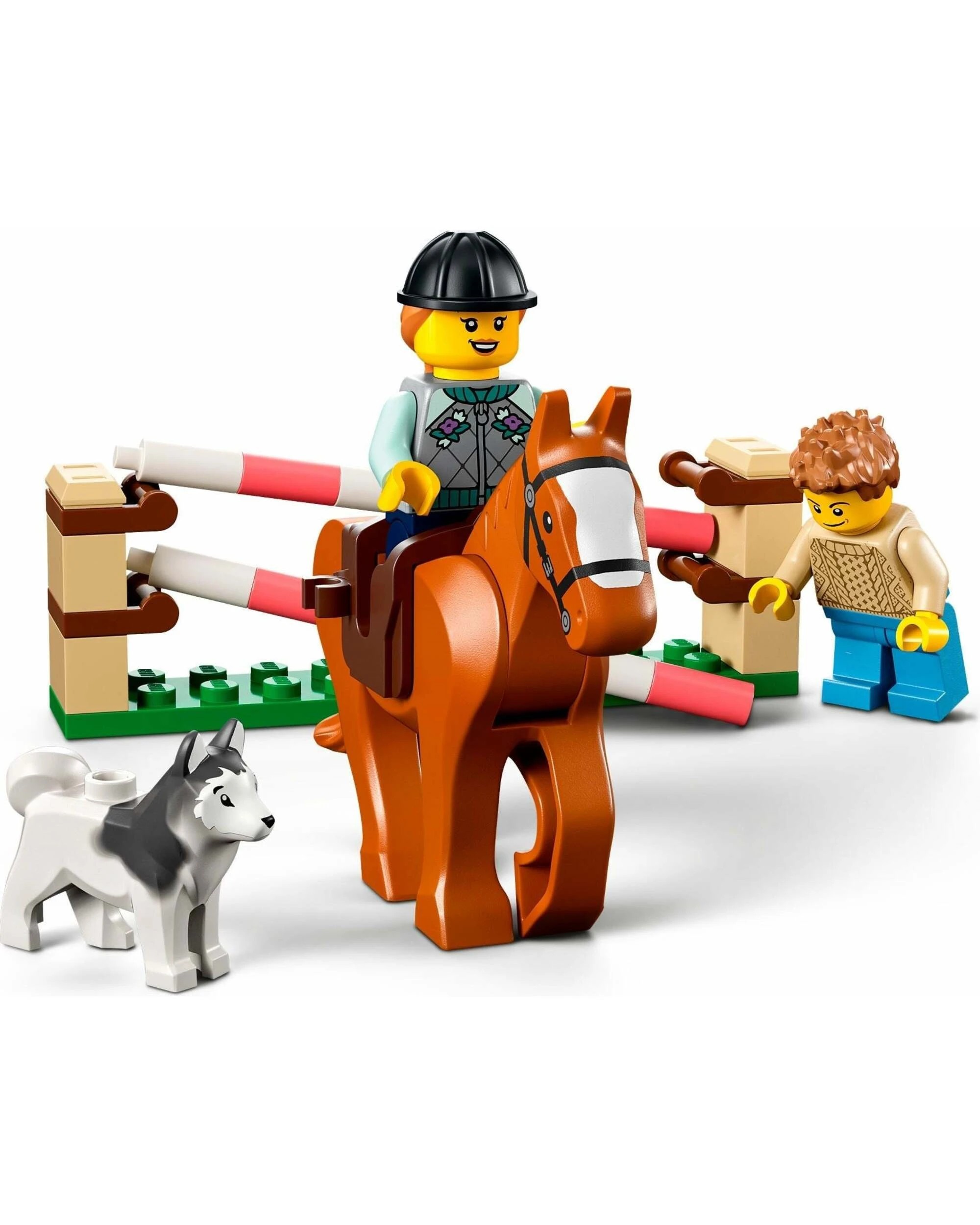 4 LEGO 60327 City Horse Transporter: SUV, Trailer & Jumping Set, 4 of 5