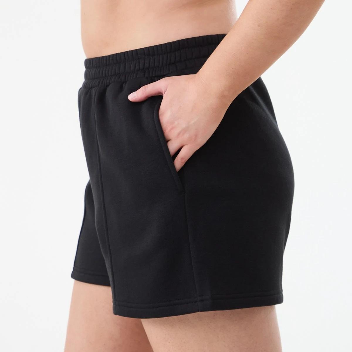 2 Active Womens Front Seam Fleece Shorts BLACK, 2 of 5