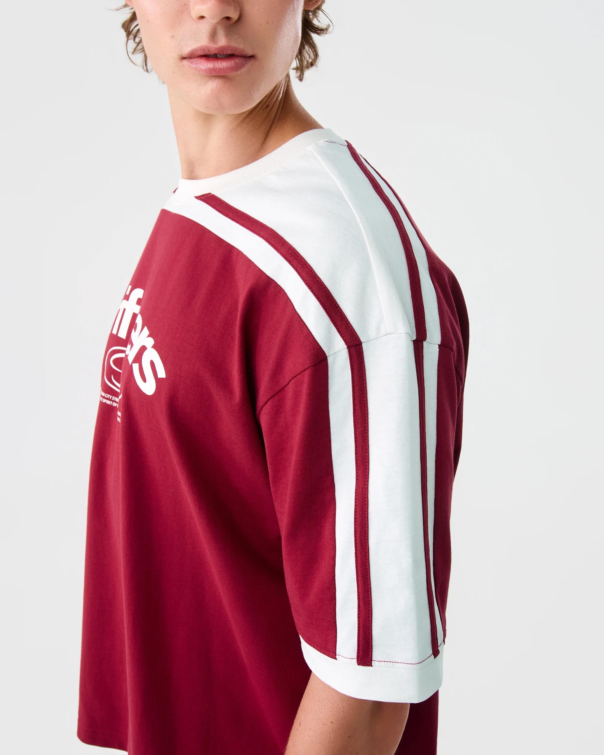 8 Boxy Panel T-shirt Red Logo, 8 of 8