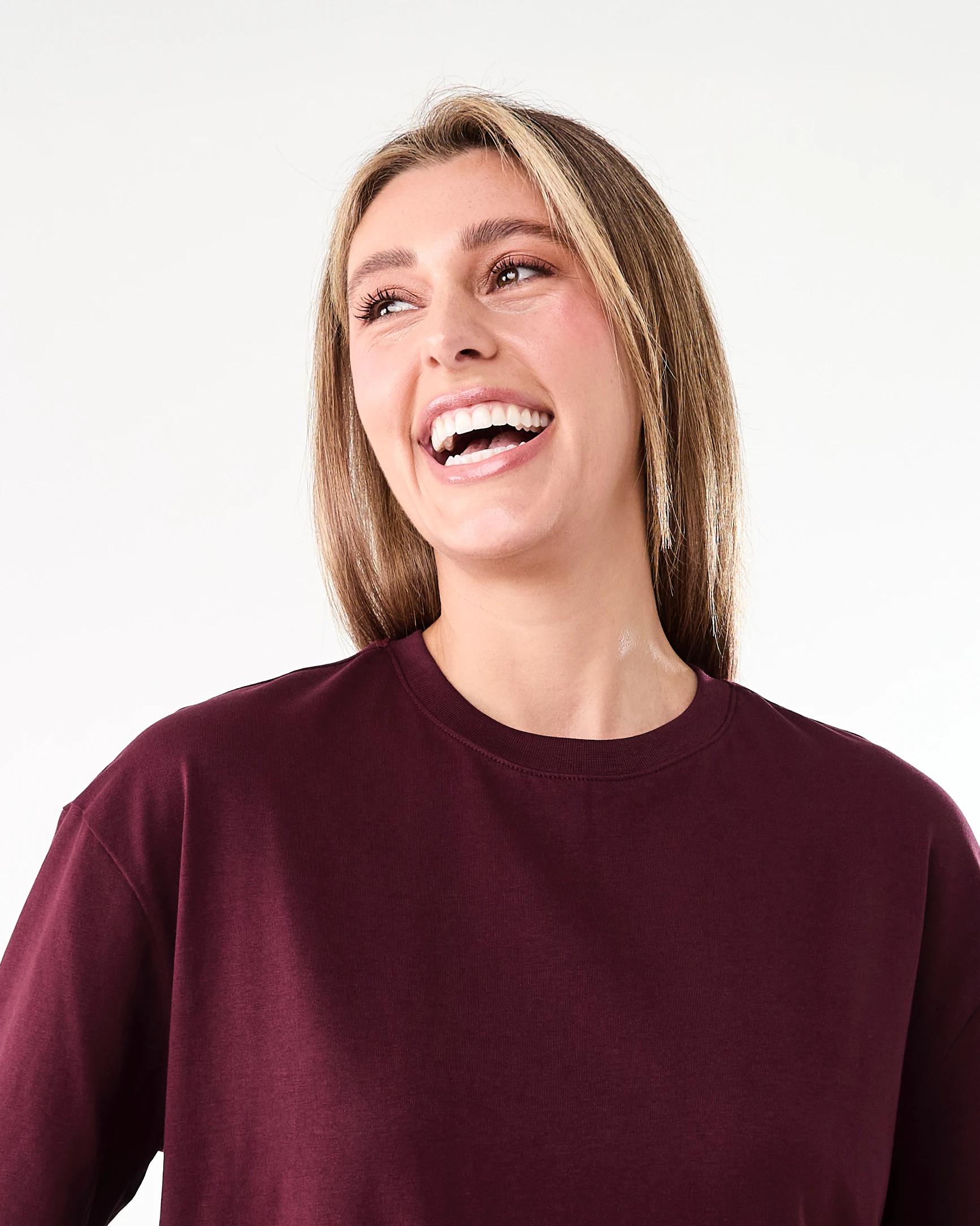 4 Short Sleeve Oversized Boyfriend T-shirt Red Royale, 4 of 6