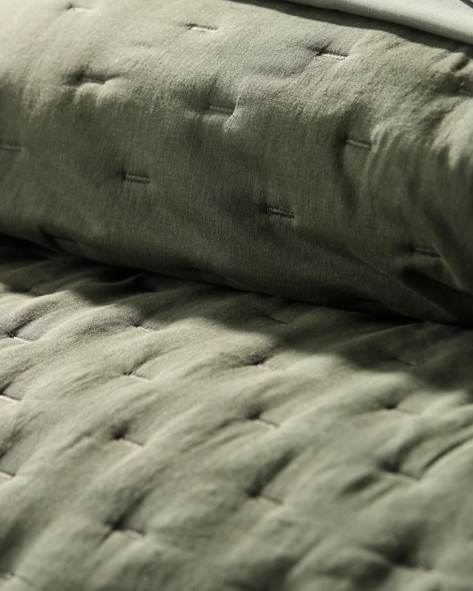 5 Target Laynie Linen/Cotton Coverlet Set - Queen Bed - Green, 5 of 7