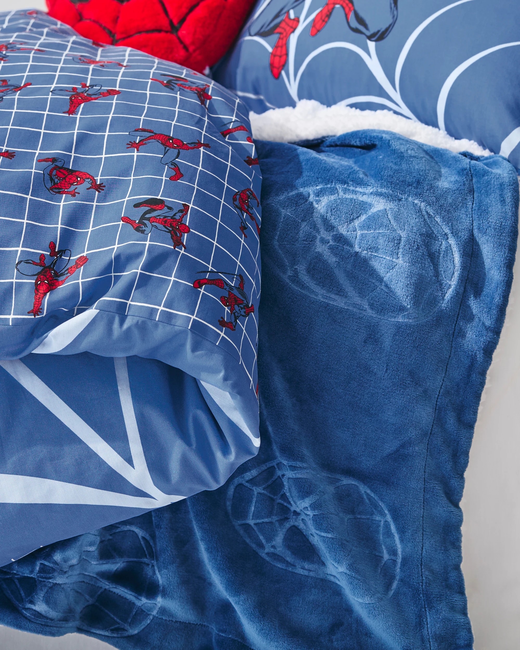 9 Disney Marvel The Amazing Spider-Man Reverse Quilt Cover Set - Single Bed - Blue, 9 of 10
