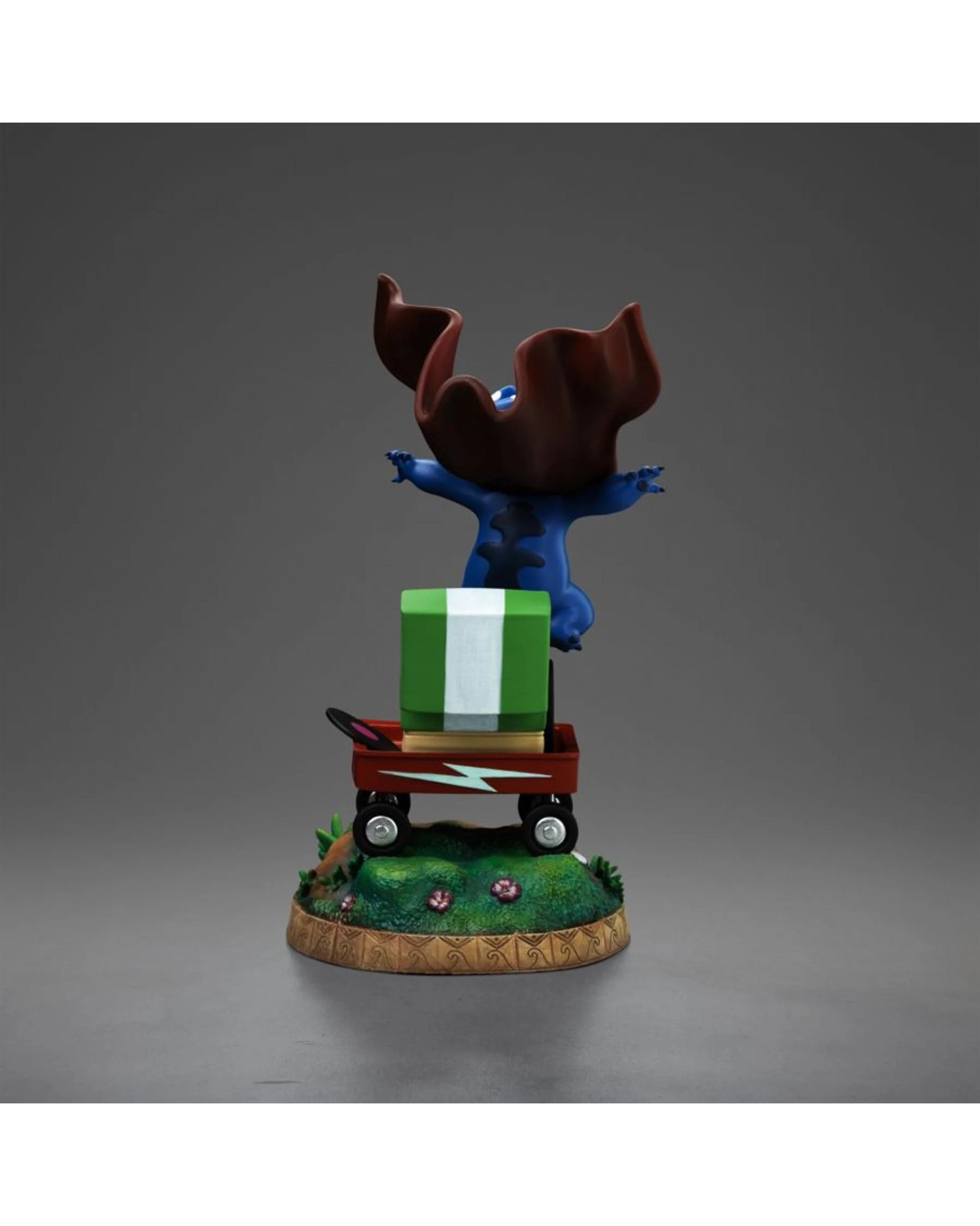 5 Lilo and Stitch: Stitch - Laundry -  1:10 Scale Statue, 5 of 7