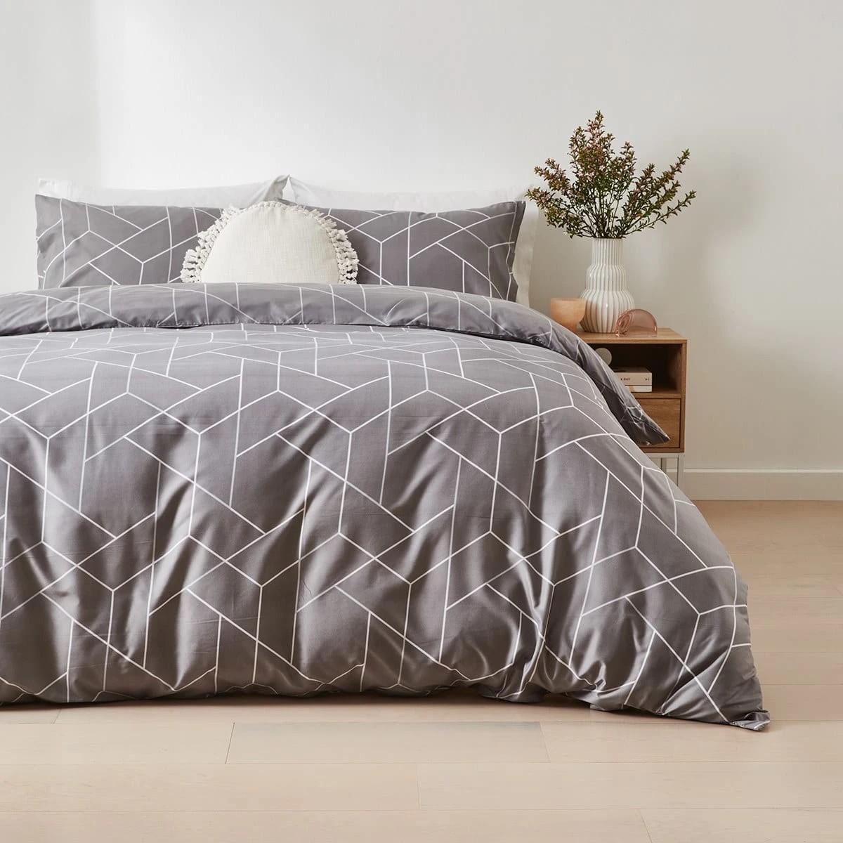 1 Jesse Quilt Cover Set - Double Bed, Grey, 1 of 5