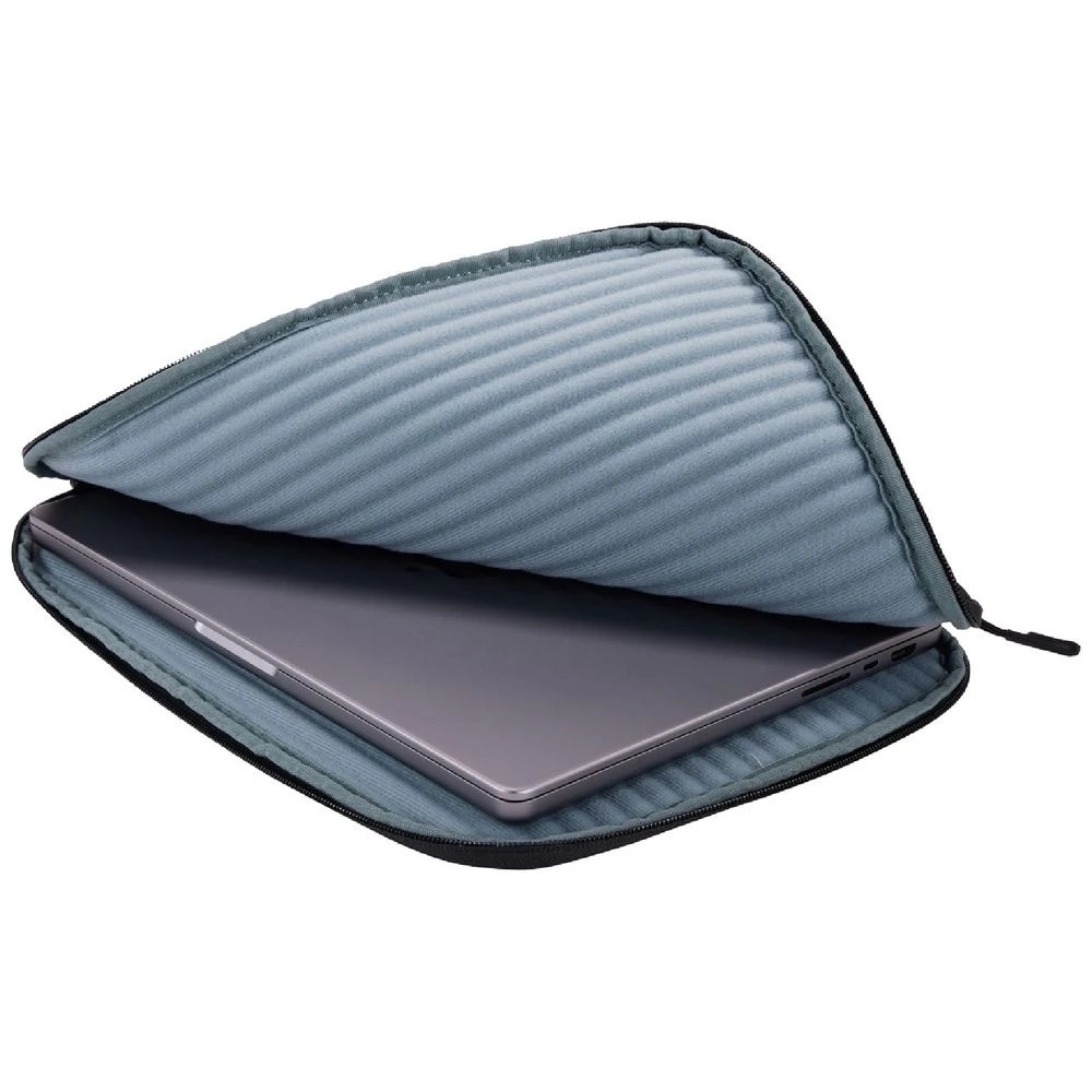 5 Thule Subterra 2 14" MacBook Sleeve, 5 of 9
