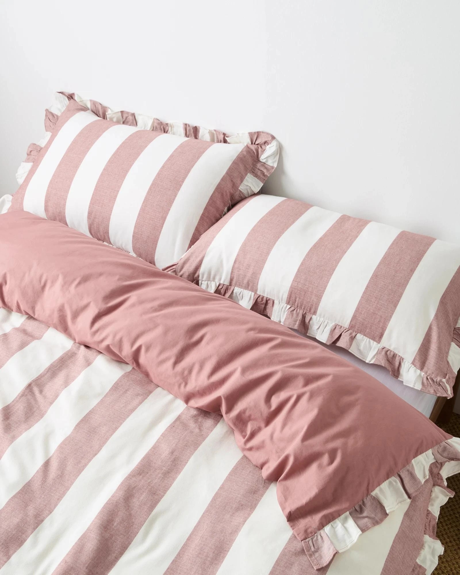 2 Target Peyton Herringbone Weave Stripe Quilt Cover Set - Queen Bed - Red, 2 of 3