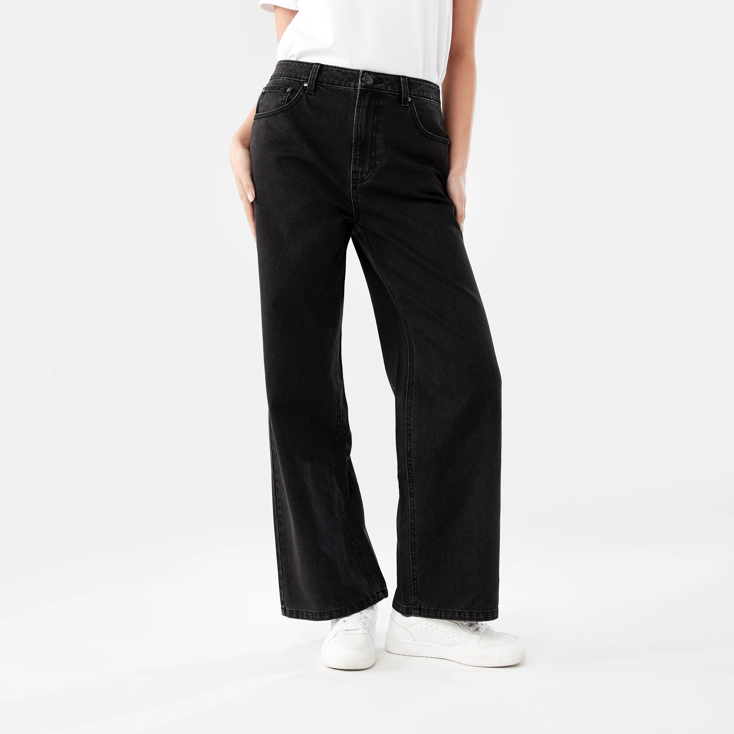 1 Straight Leg Jeans BLACK WASH, 1 of 9
