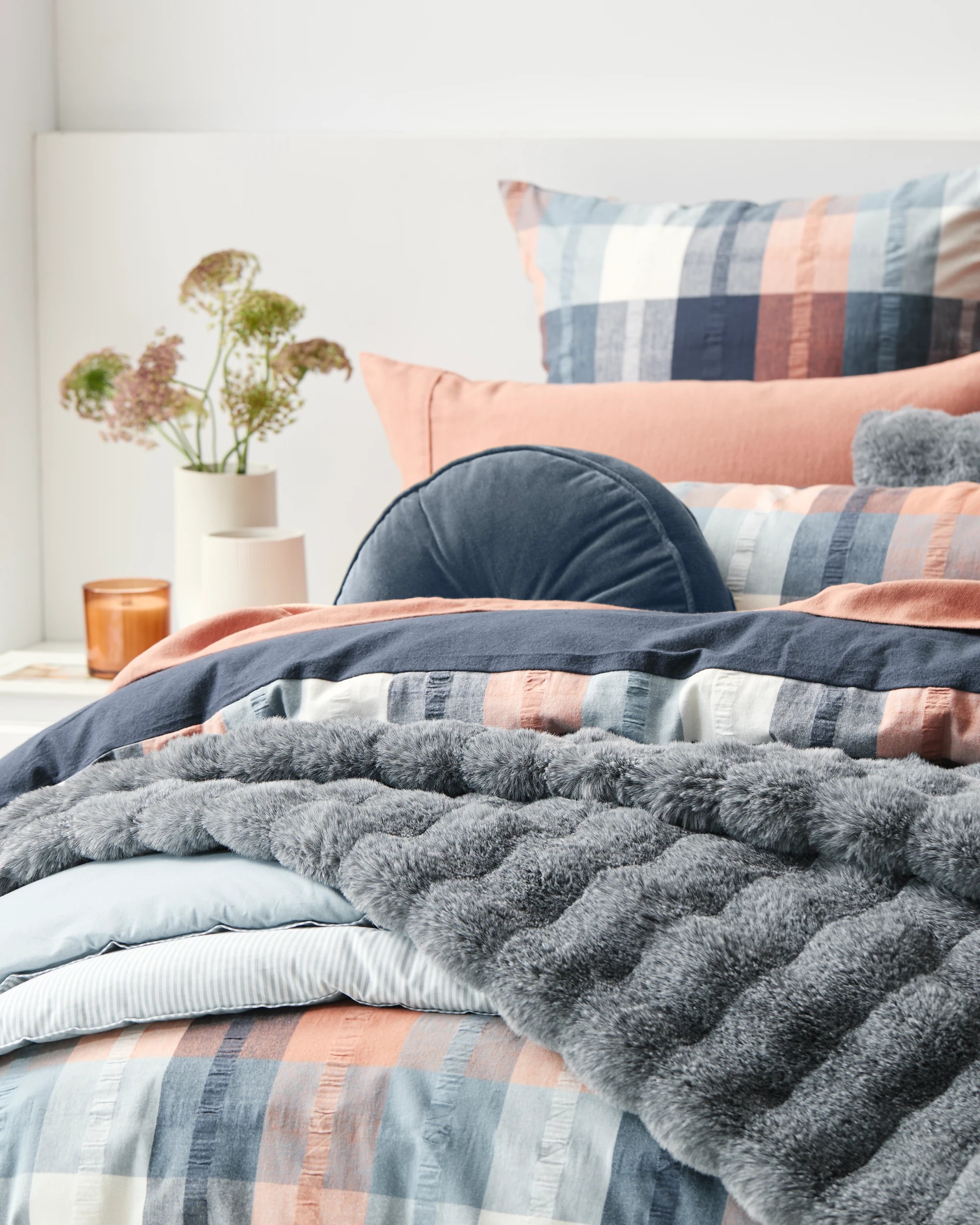 3 Target Elijah Flannelette Quilt Cover Set - King Bed - Blue, 3 of 10
