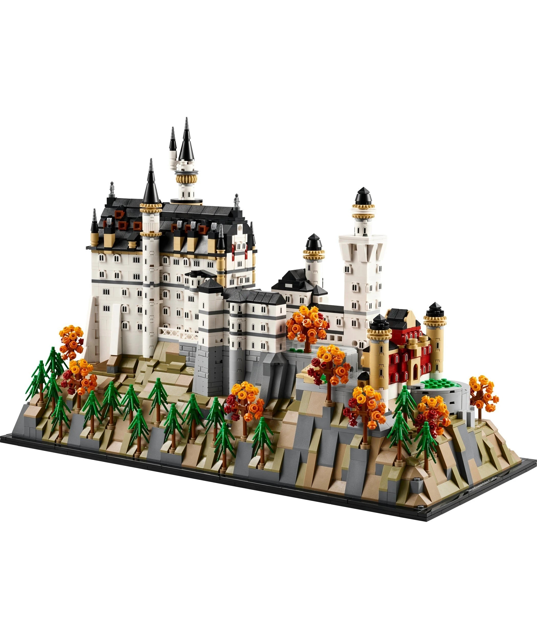 2 LEGO Architecture Neuschwanstein Castle 21063, 2 of 10