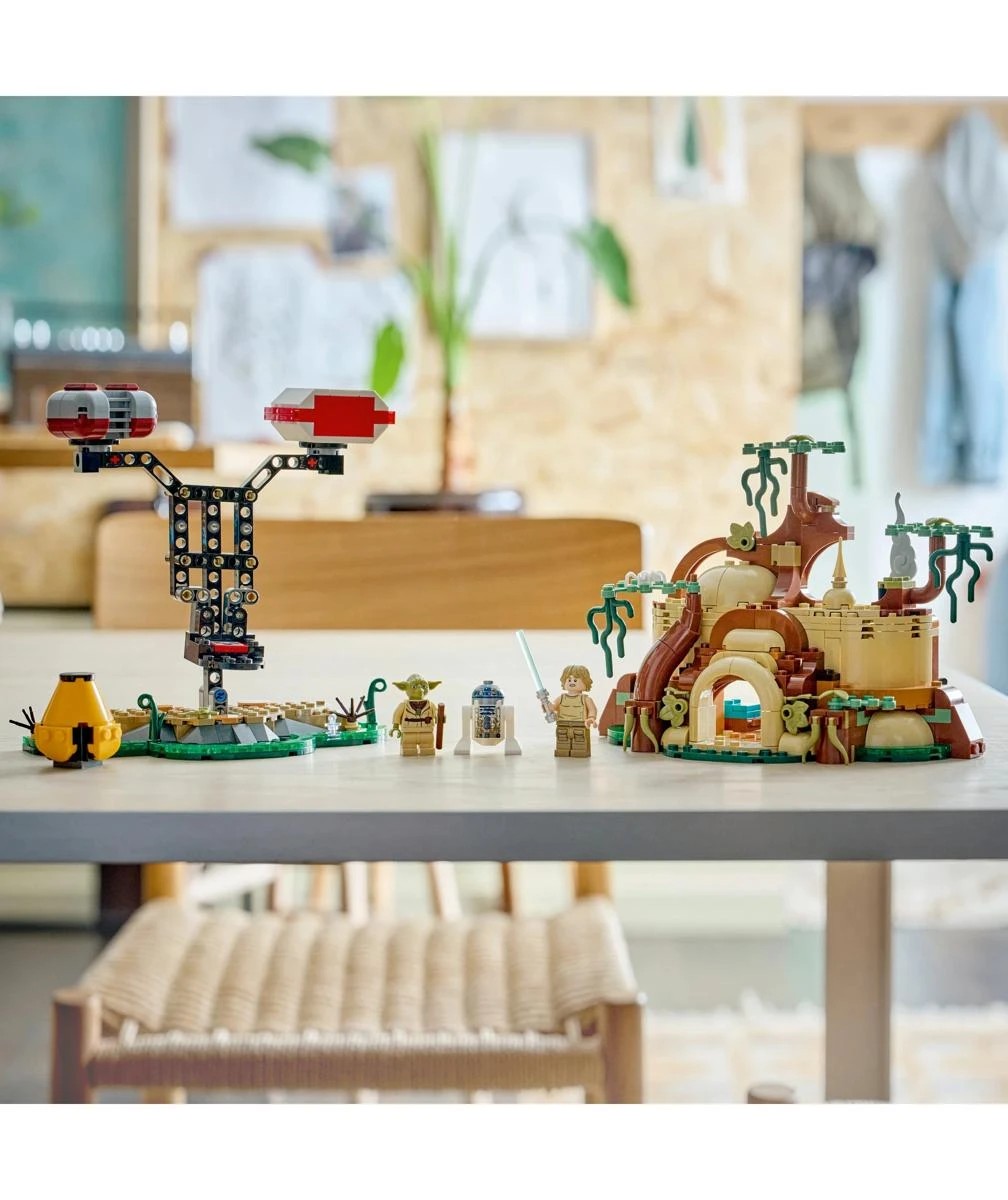 9 LEGO Star Wars SMART Play: Yoda's Hut and Jedi Training 75422, 9 of 10