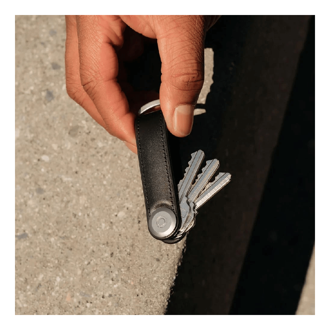 5 Orbitkey Hybrid Leather Key Organiser Black, 5 of 6