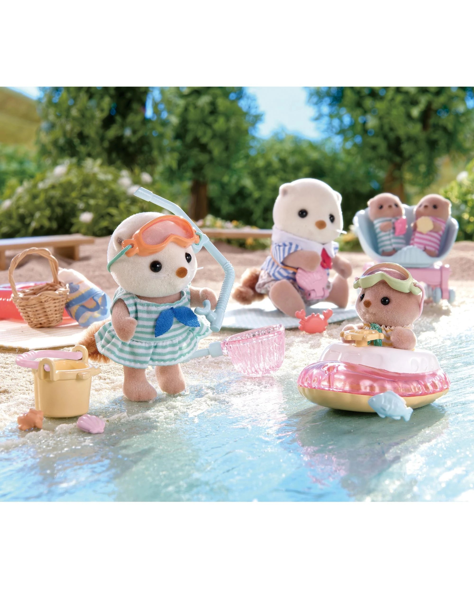9 Sylvanian Families Sea Otter Sisters Splashy Snorkel Set, 9 of 9