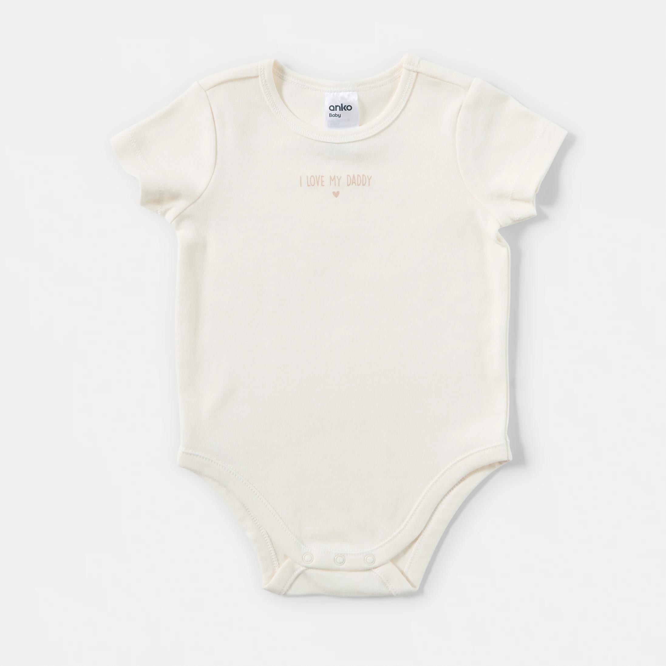 1 Short Sleeve Placement Print Bodysuit I LOVE MY DADDY, 1 of 3