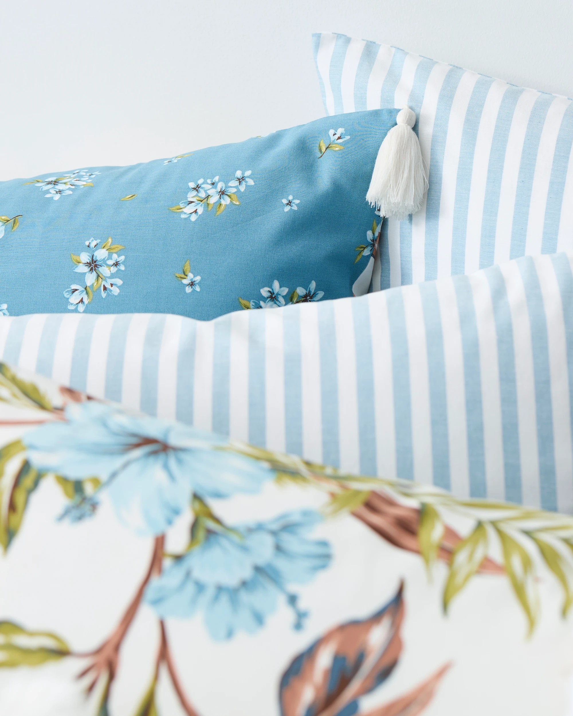 6 Target Kalina Floral Printed Cotton Quilt Cover Set - Queen Bed - White, 6 of 8