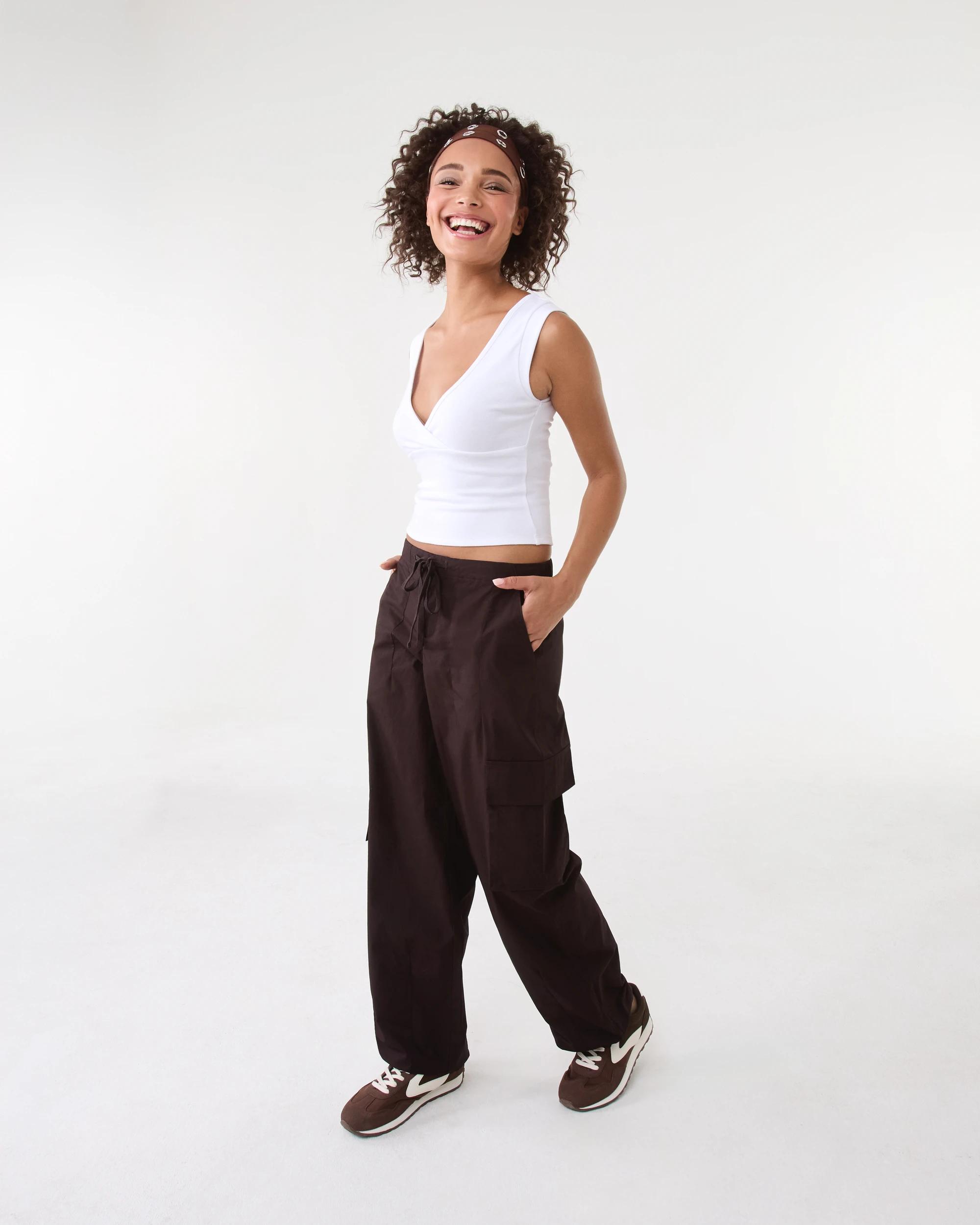 4 Sleeveless Cross Over Tank White, 4 of 11