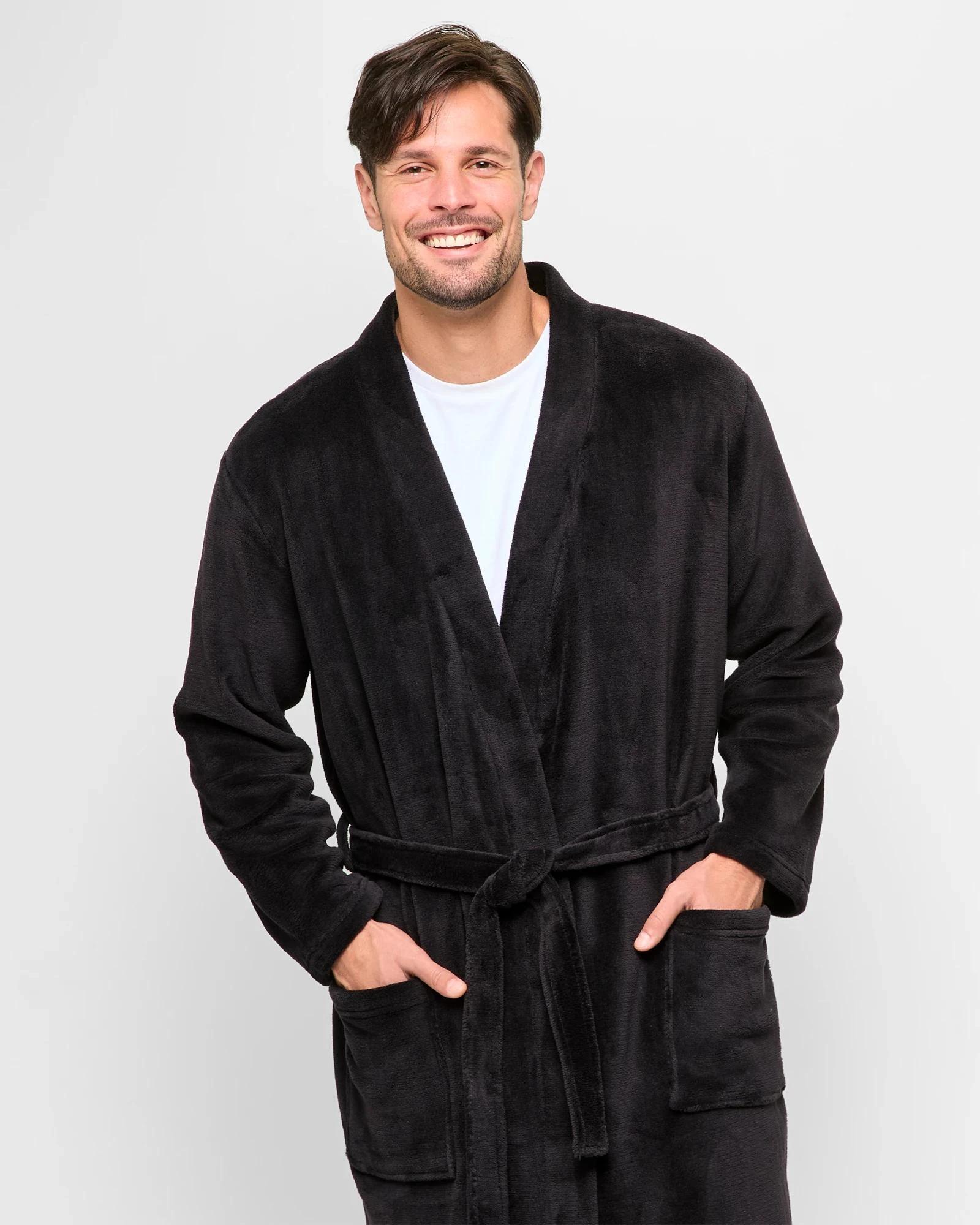 2 Target Coral Fleece Robe BLACK, 2 of 5