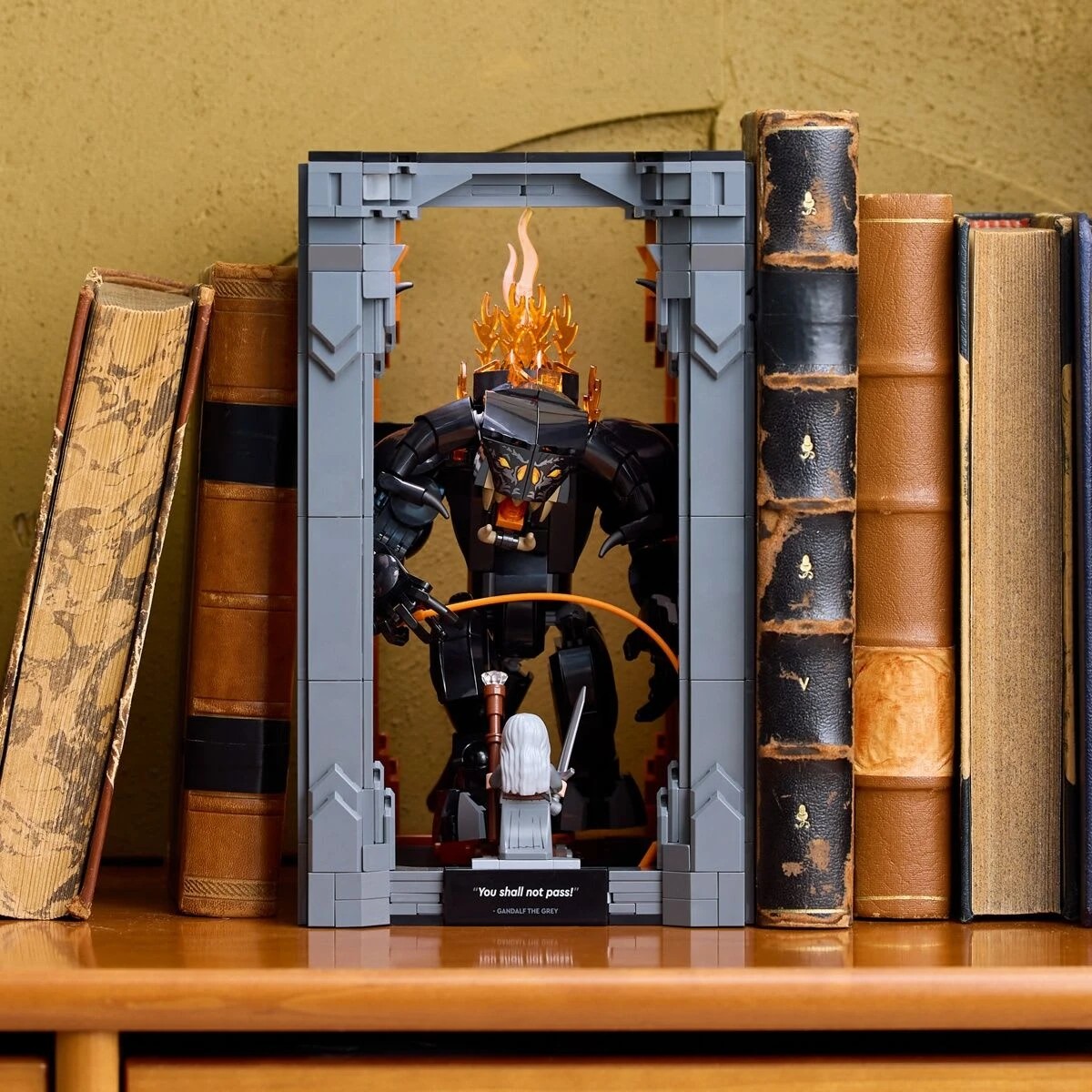 9 LEGO Icons The Lord of the Rings: Balrog Book Nook 10367, 9 of 11