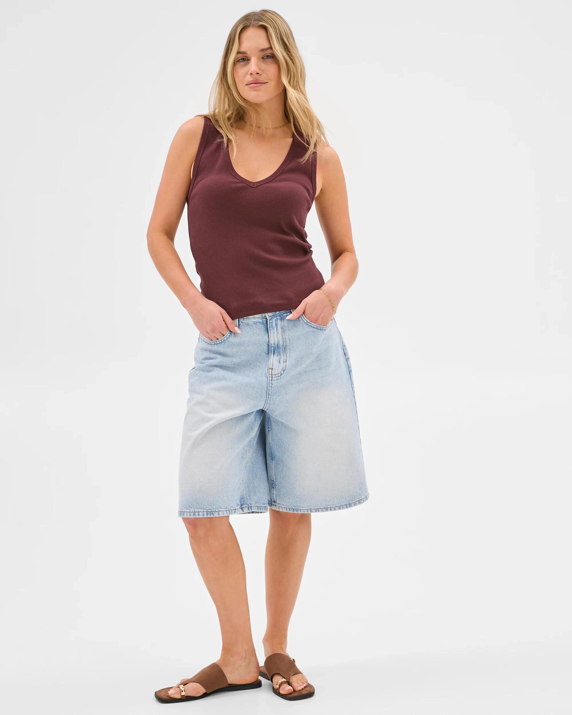 1 Lily Loves V-Neck Rib Tank Top BURGUNDY ROUGE, 1 of 5