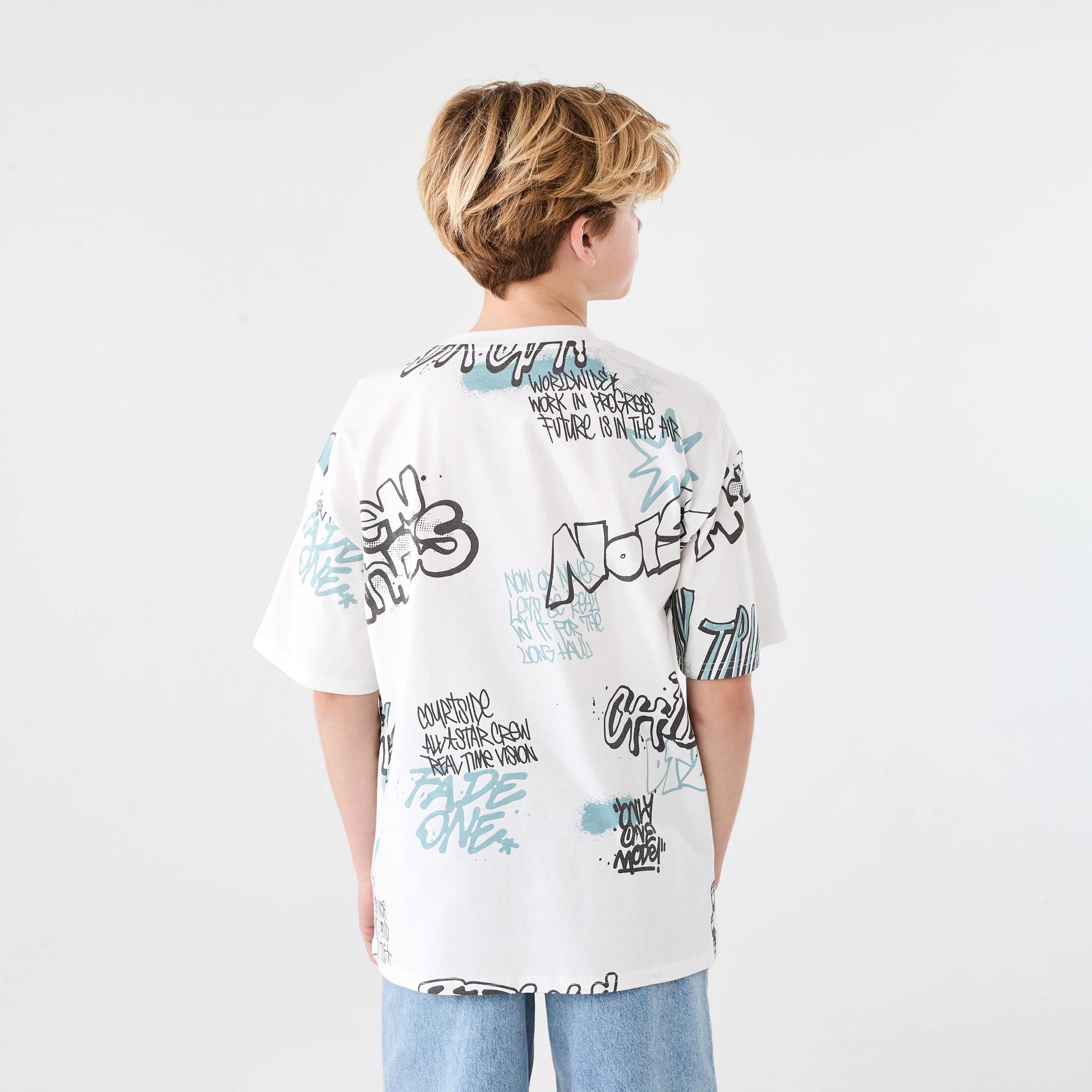 2 Short Sleeve Oversized All Over Print T-shirt Wht Graff, 2 of 7