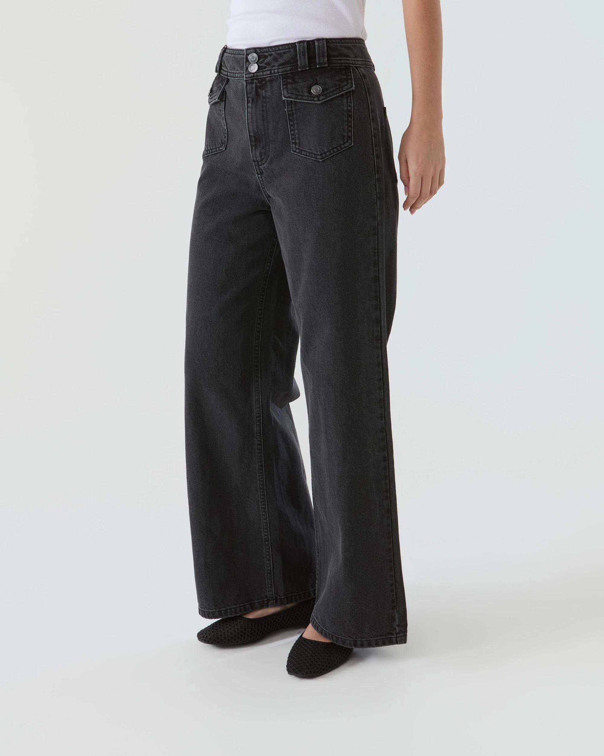 2 Detail Pocket Jeans Black Wash, 2 of 7