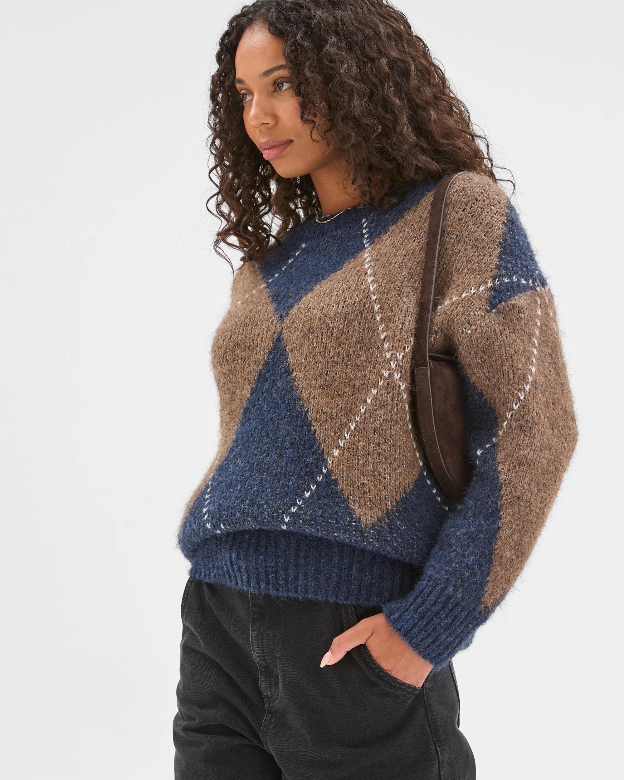 1 Target Woman Oversized Argyle Knit Jumper NAVY MARLE, 1 of 7