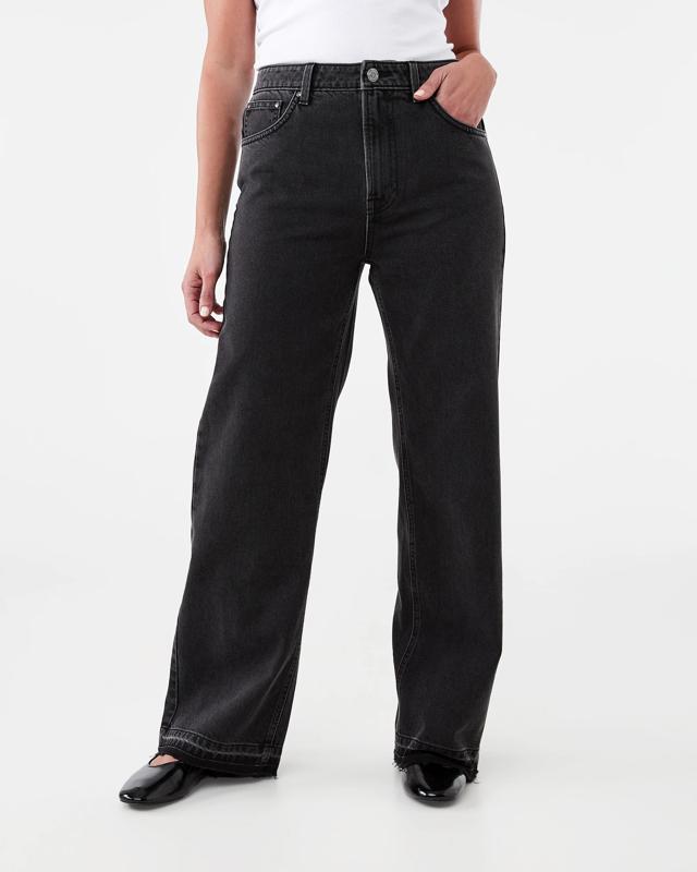 Straight Leg Undone Hem J