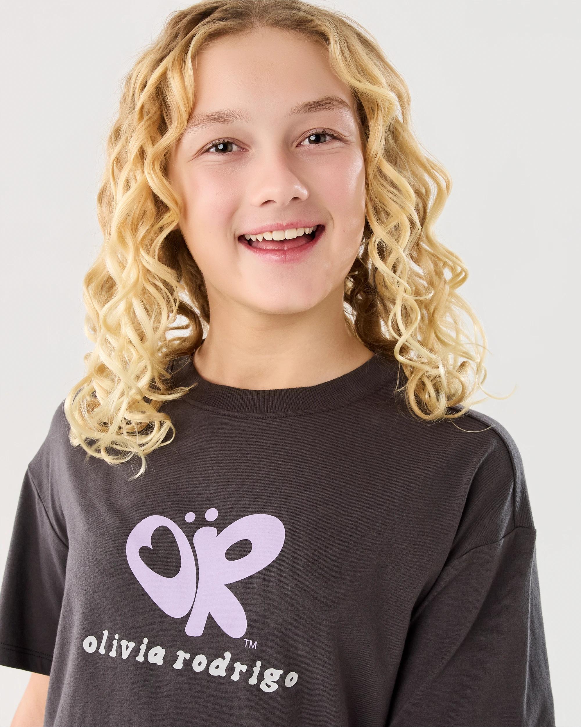 3 Olivia Rodrigo License Oversized T-shirt Olivia, 3 of 8