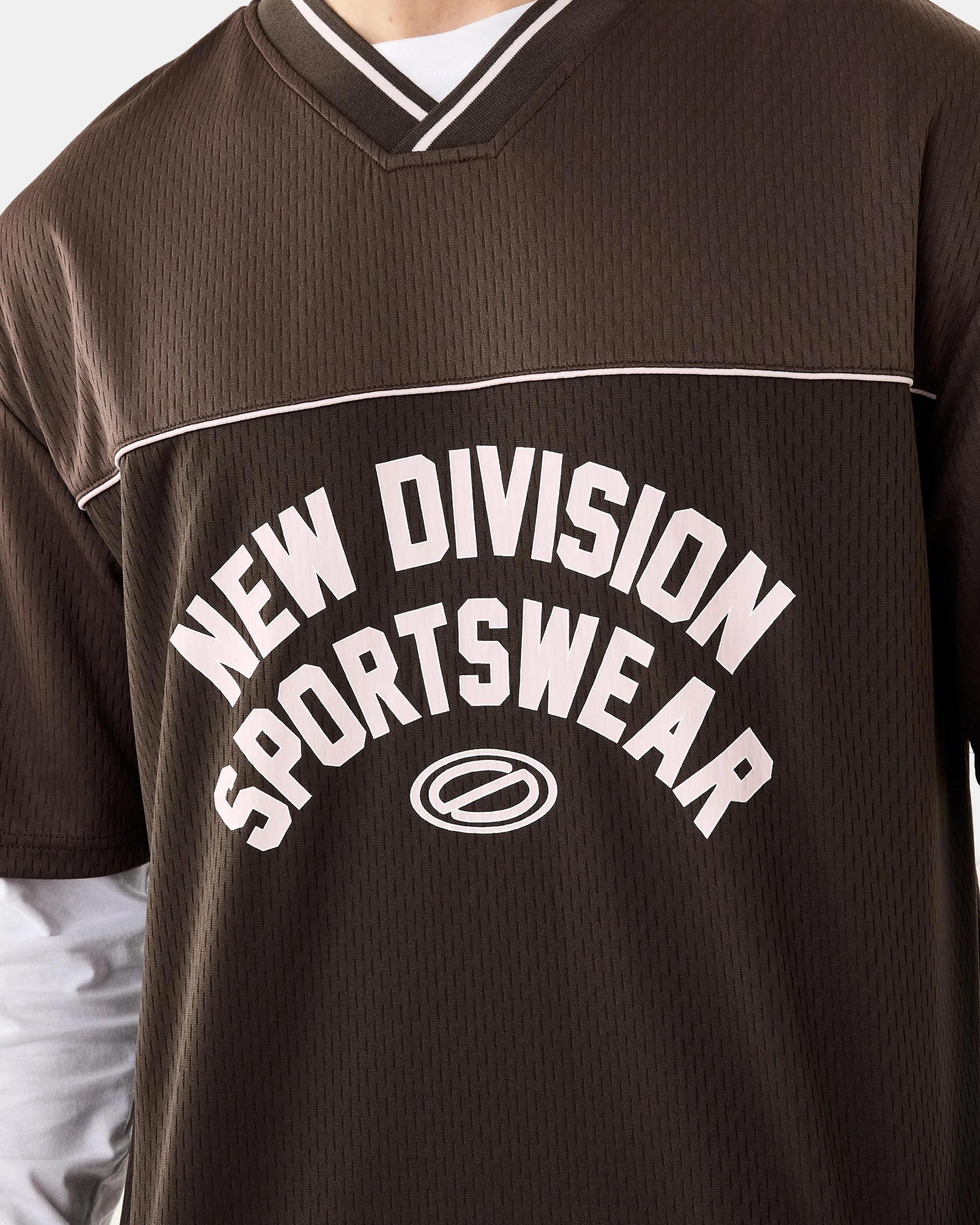 7 Mesh Boxy V-Neck T-shirt Brn Sports, 7 of 8