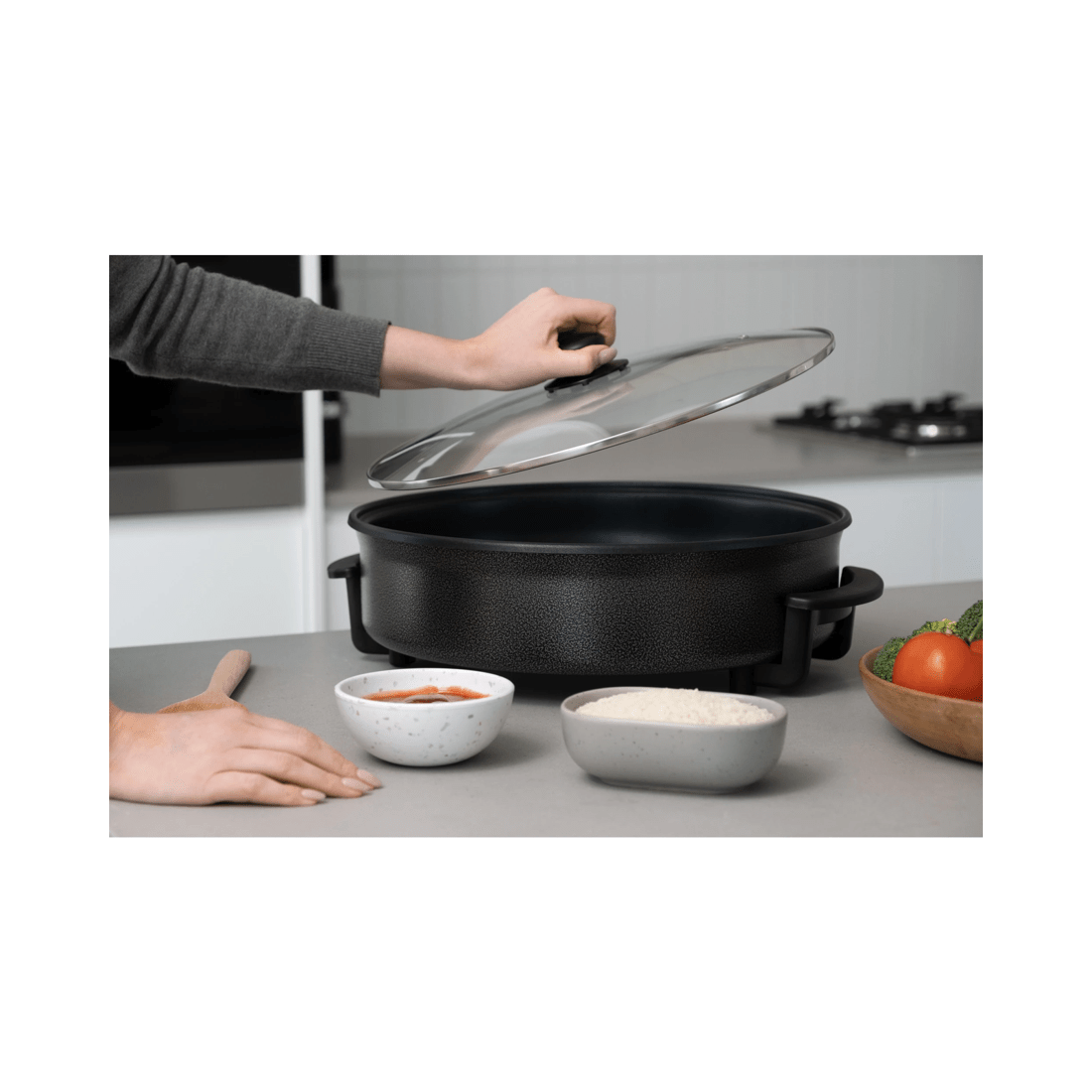 6 Healthy Choice 1500w 10l Non Stick Electric Fry Pan W/temperature Control/lid
 - Grey, 6 of 7