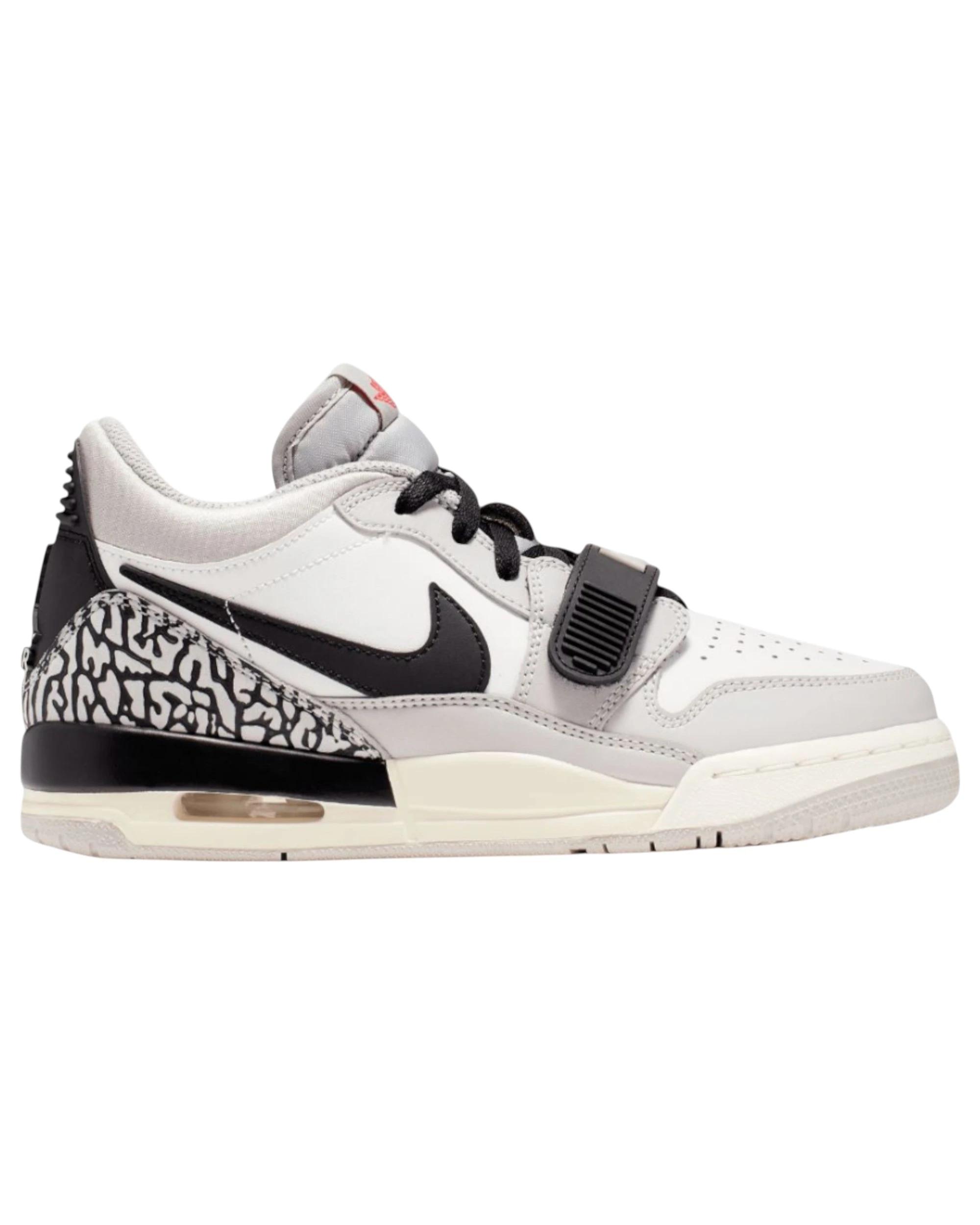1 Nike Mens Air Jordan Legacy 312 Low Tech Grey Athletic Shoes GREY, 1 of 6