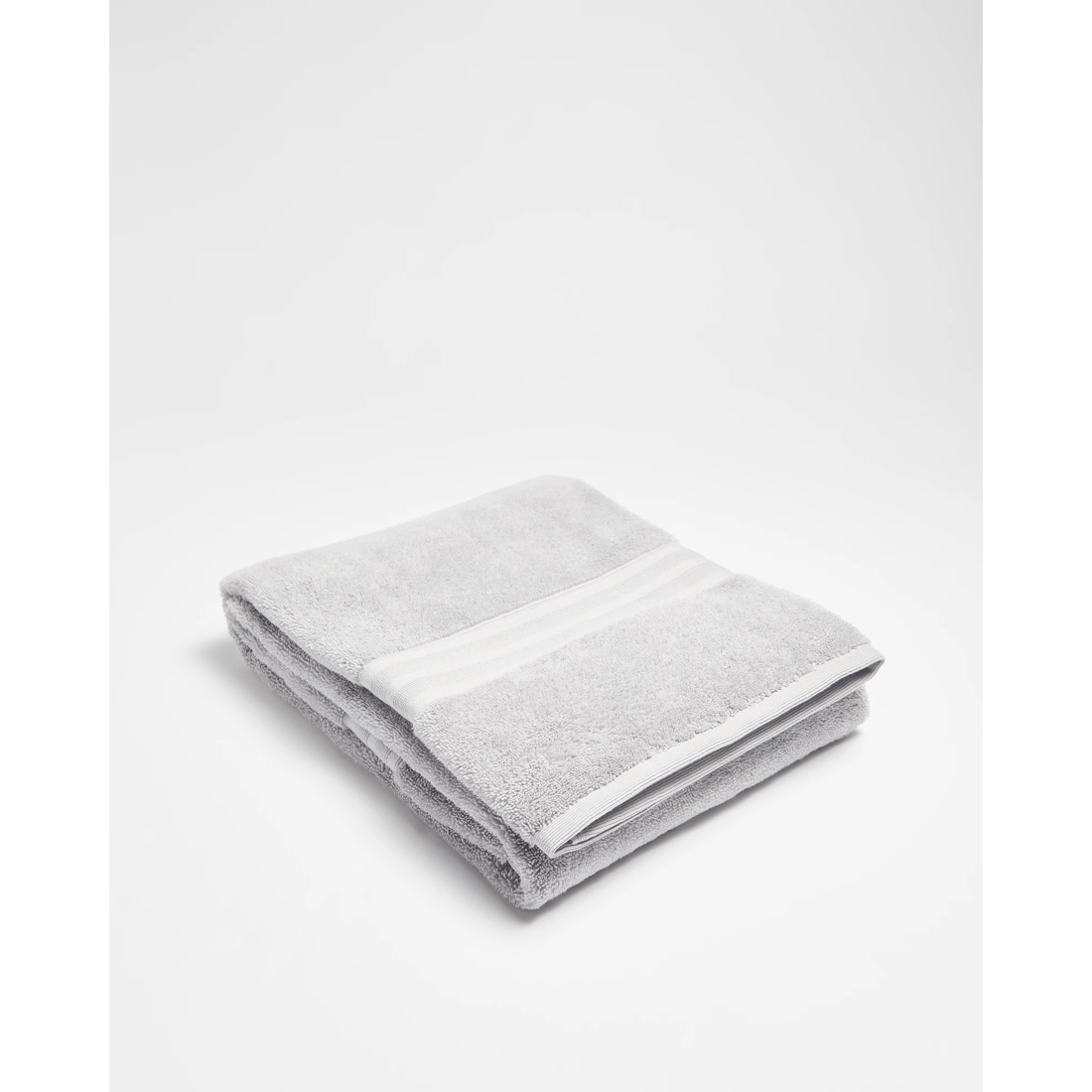 1 Grandeur Bath Sheet
 - Grey, 1 of 3