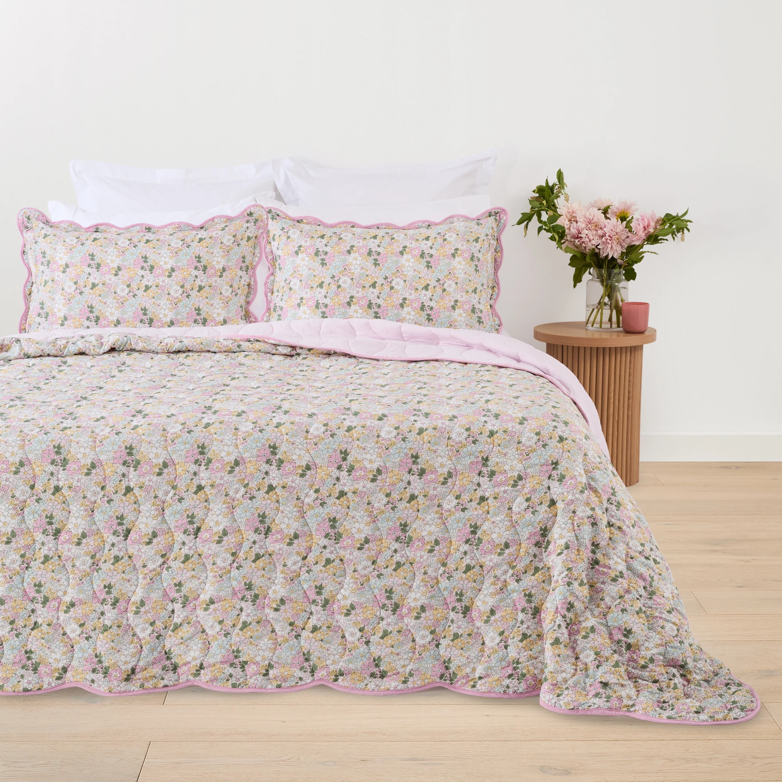2 Floral Reversible Coverlet Set - Queen/King Bed, Pink, 2 of 8