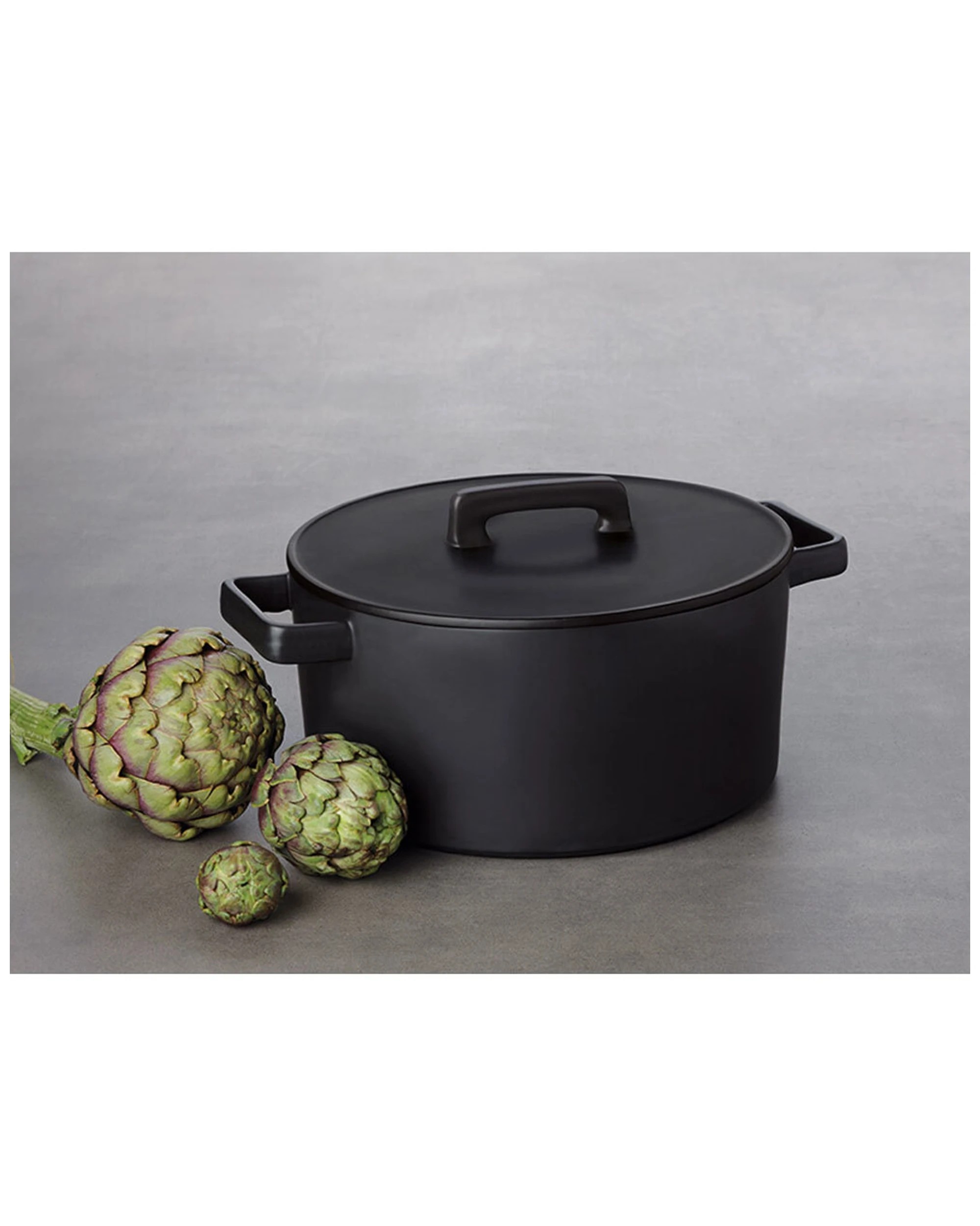 4 Maxwell & Williams Epicurious 2.6l Porcelain Round Casserole Dish Gift Boxed - Black, 4 of 4