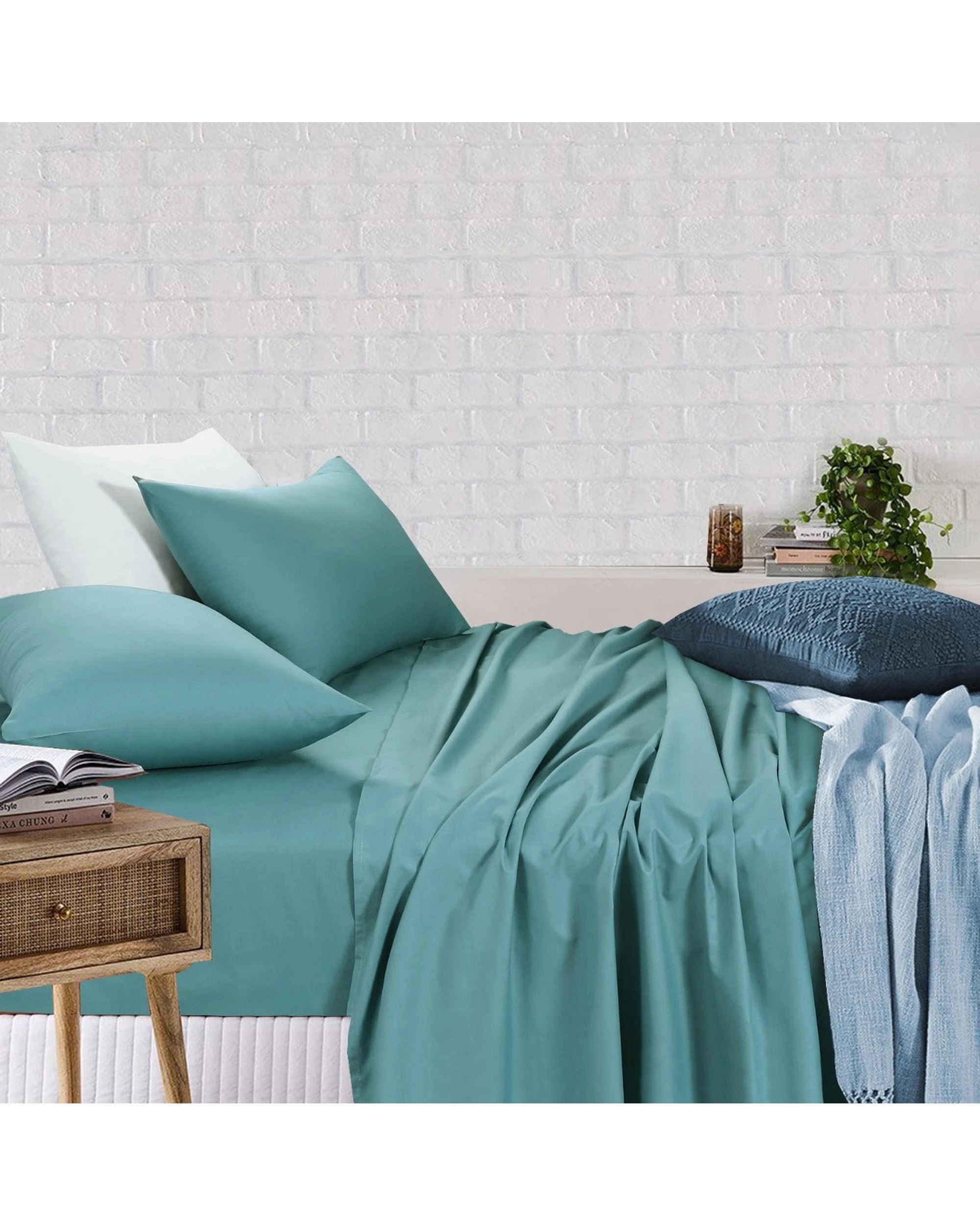 1 Amsons Sheet Set Fitted & Flat Sheet With Pillowcases - Single Bed - Green, 1 of 1