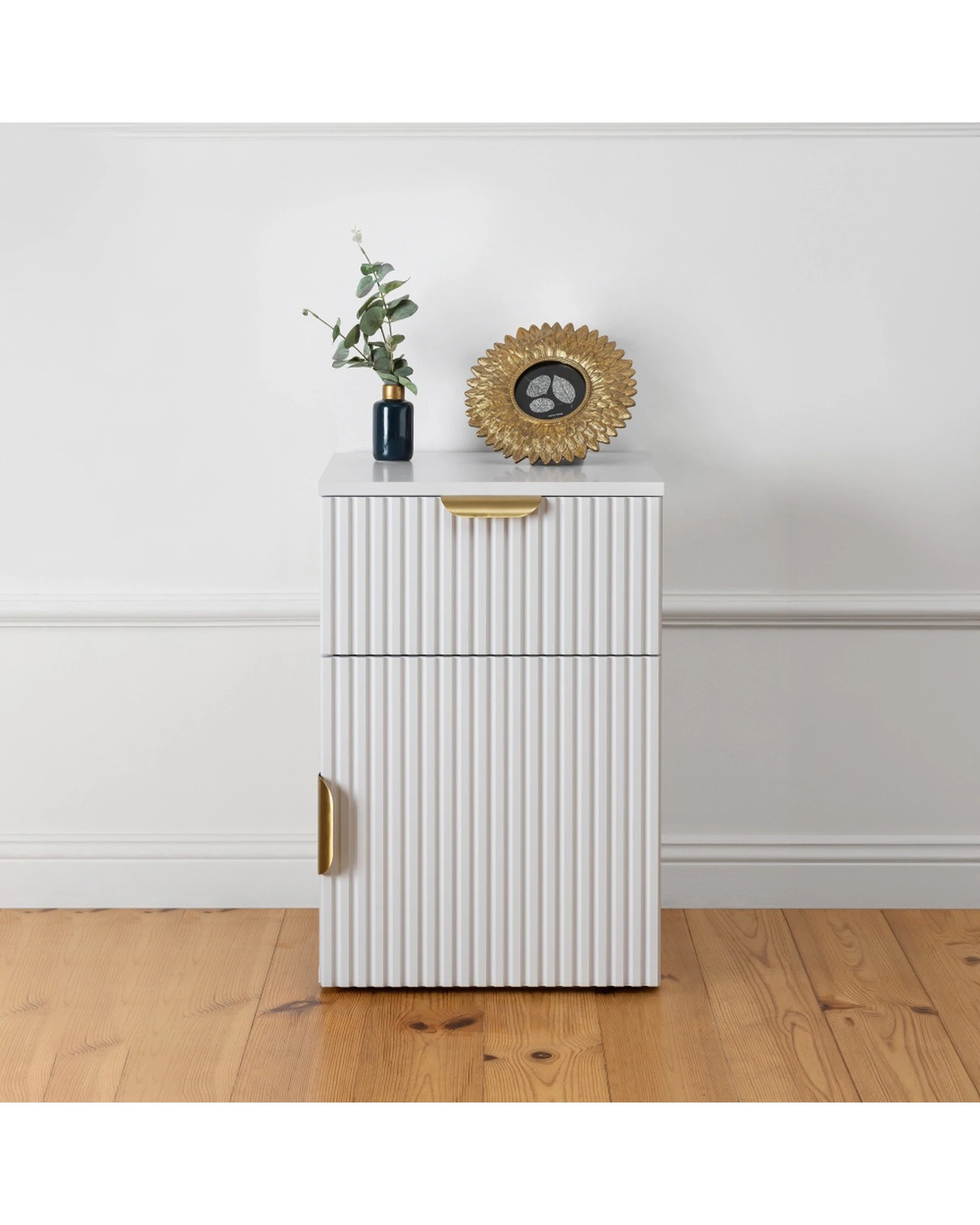 2 European Cabinetry Porto Bedside Table Fluted Front Brass Pull Handle - White, 2 of 3