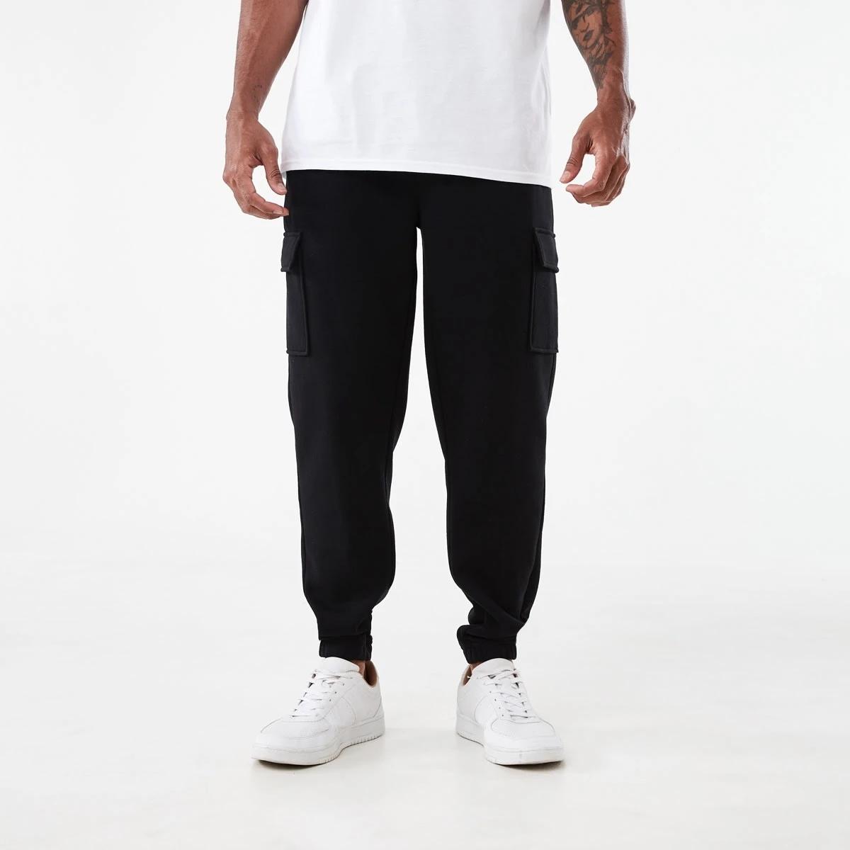 1 Cargo Trackpants Black, 1 of 6