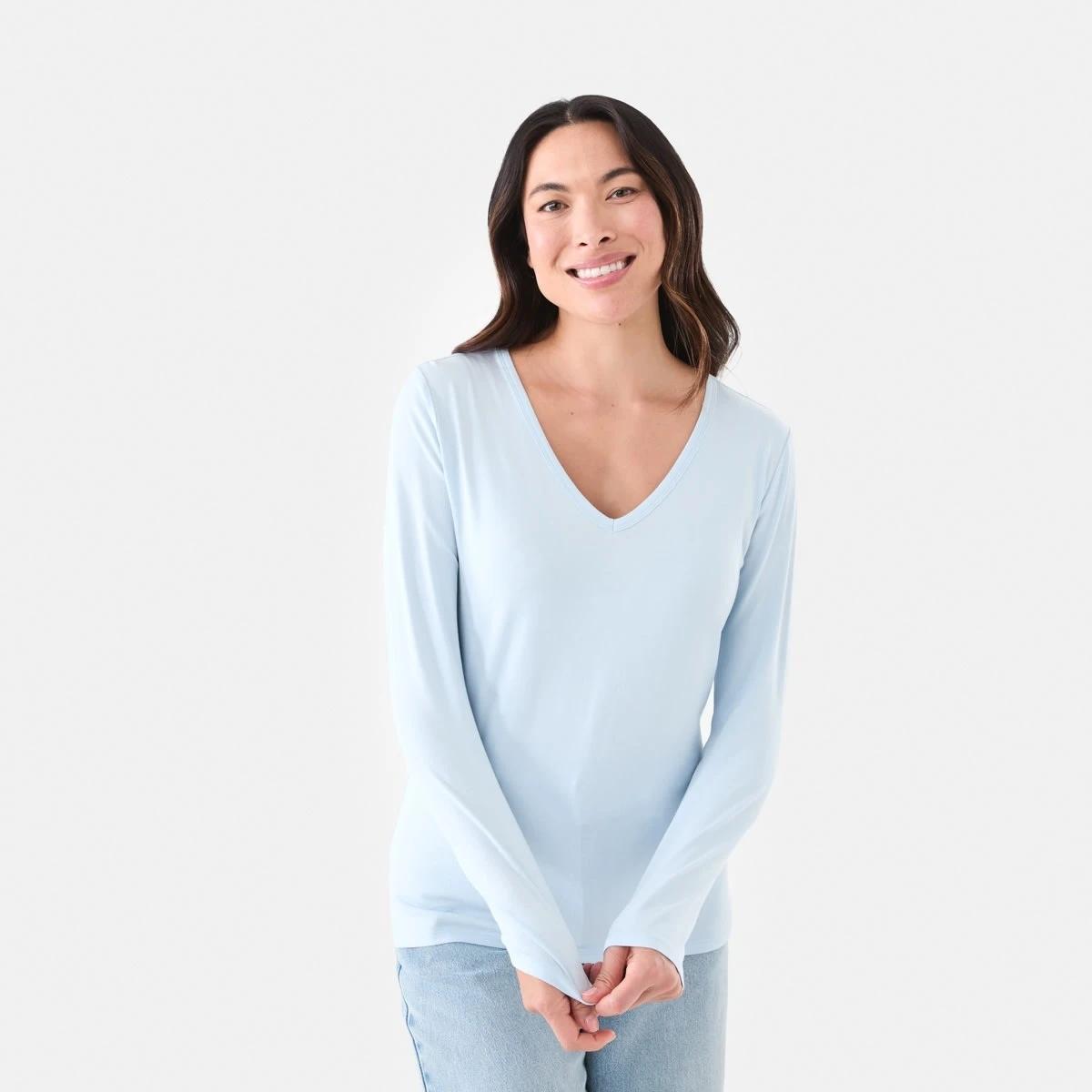 1 Long Sleeve Stretch V-Neck T-shirt Blu Skyway, 1 of 5