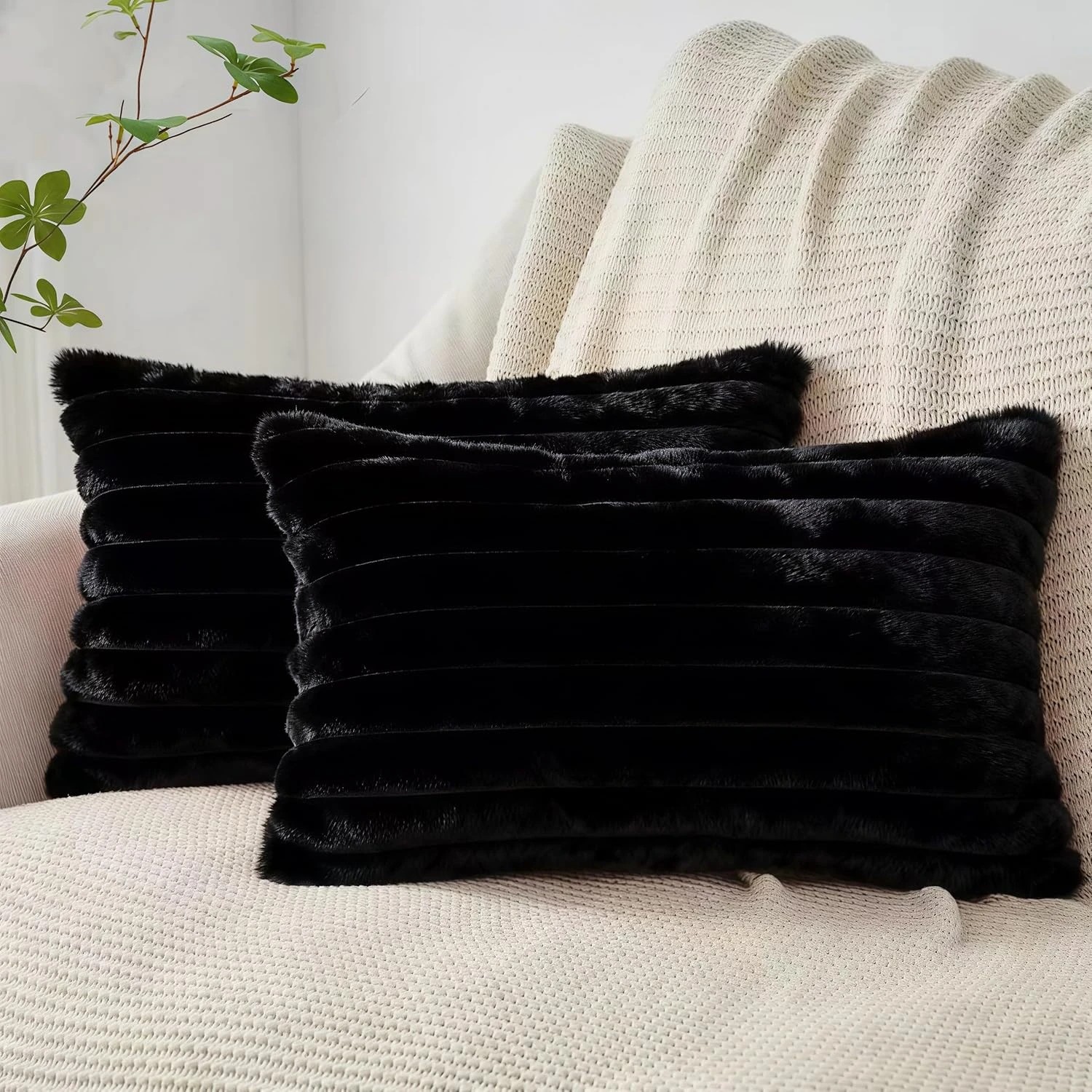 1 Gioia Casa 2-Pack Faux Fur Cushion Covers Soft 30x50cm - Black, 1 of 3