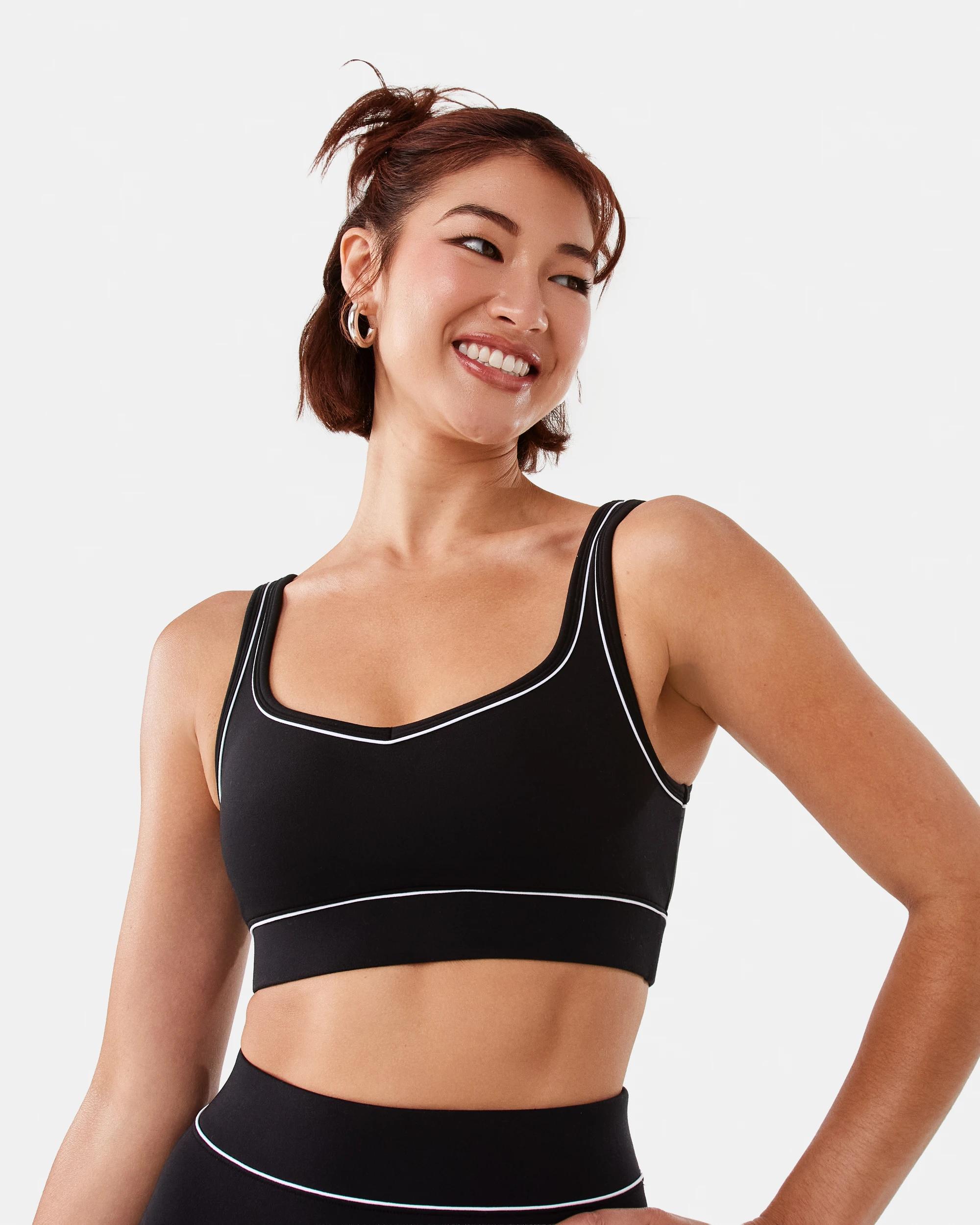 1 Active Womens Contrast Crop Top Black, 1 of 6