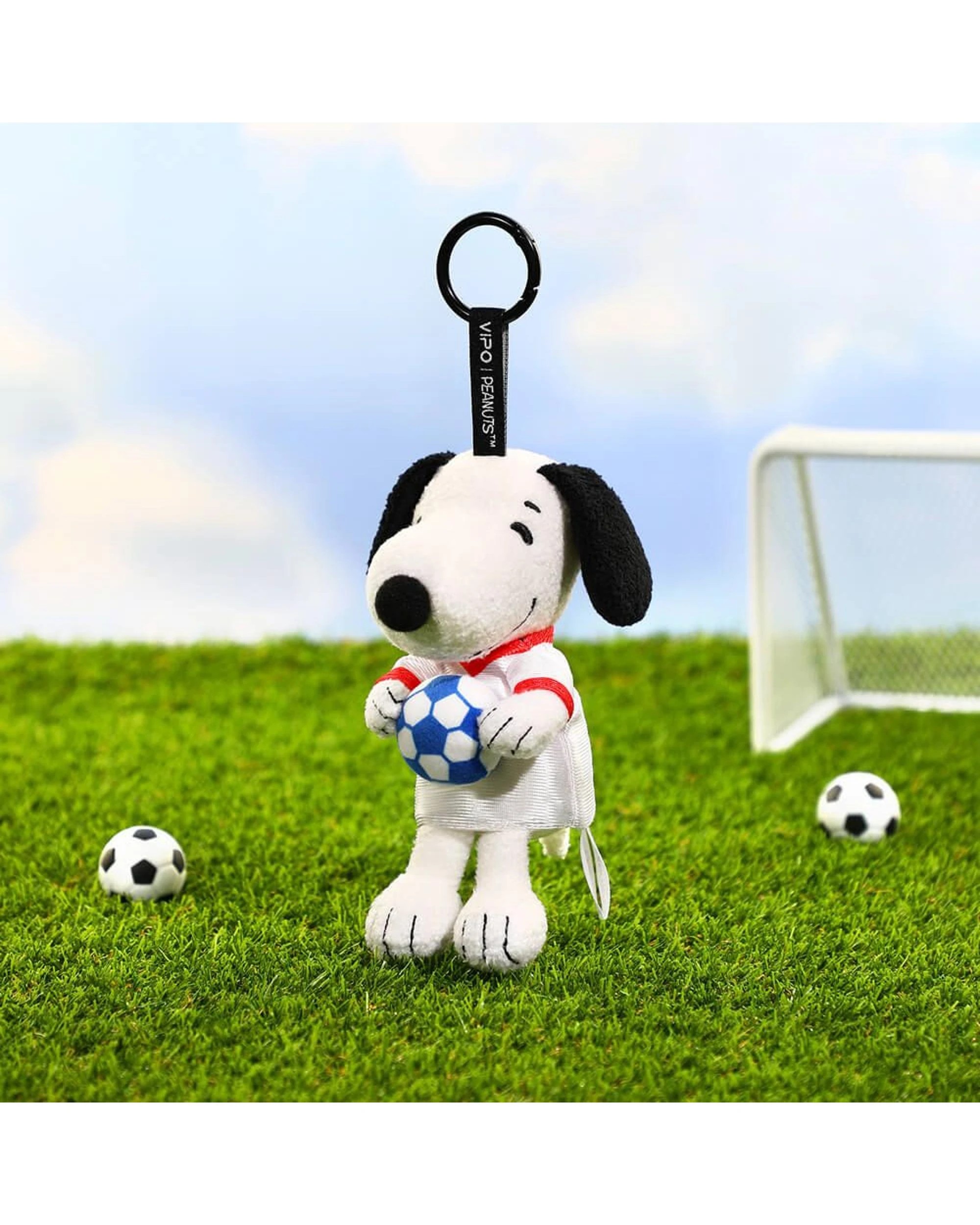 6 Peanuts Soccer Series Plush Keychain Blind Box, 6 of 9