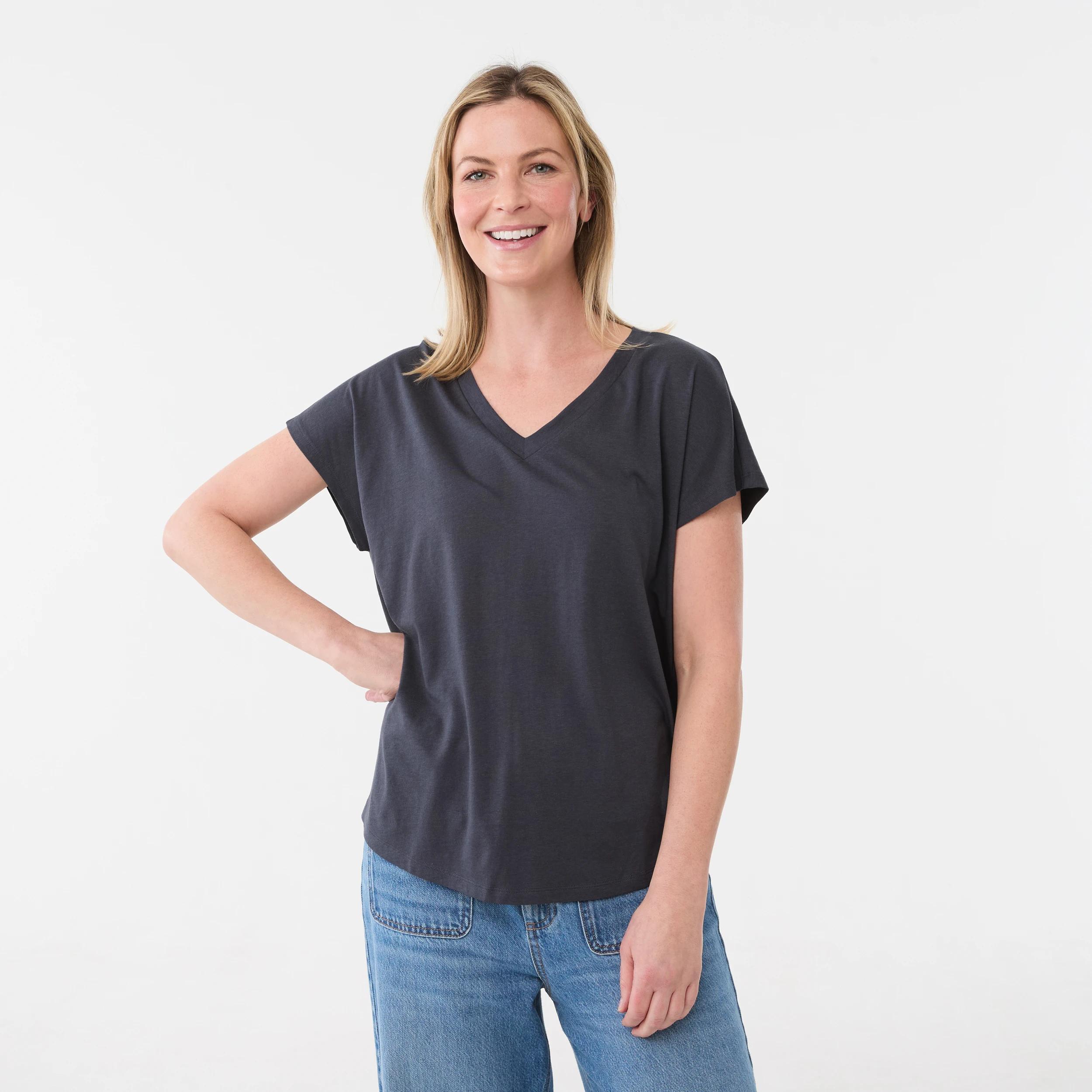 1 Short Extended Sleeve V-Neck T-shirt NINE IRON, 1 of 5