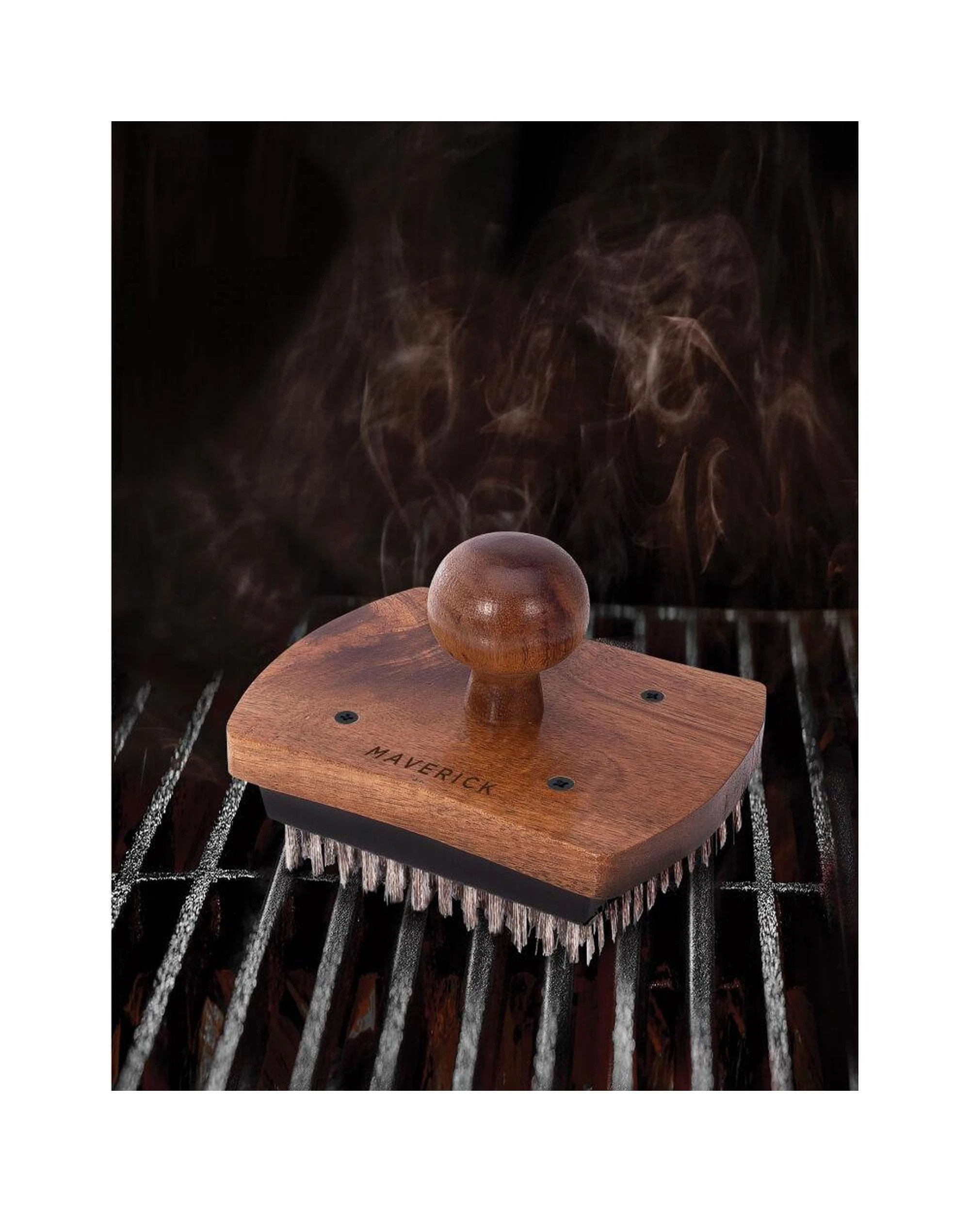 4 Maverick BBQ Cleaning Brush Natural  13 x 10 x 9cm, 4 of 4
