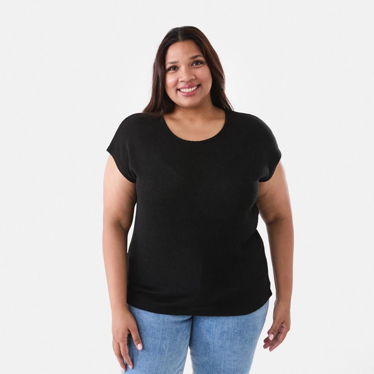 1 Curve Short Sleeve Textured Knit Top Black, 1 of 5