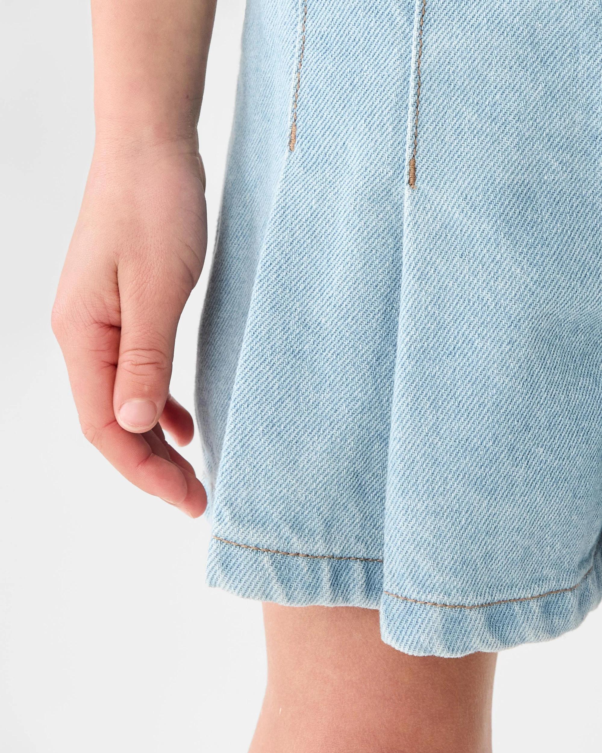4 Denim Pleated Shorts Mid Denim, 4 of 6